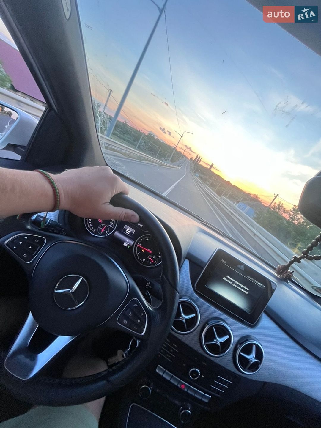 Mercedes-Benz B-Class 2015 VIN WDD2462081N122736 фото оголошення 3 з 4