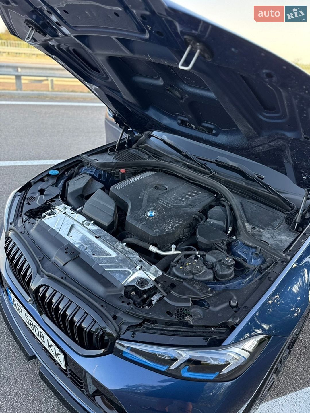 BMW 3 Series 2023 VIN 3MW69FF08P8D41122 фото оголошення 11 з 47