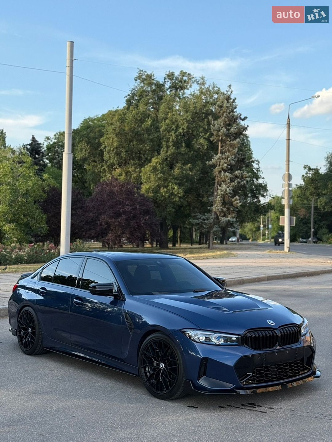 BMW 3 Series 2023 VIN 3MW69FF08P8D41122 фото оголошення 30 з 47