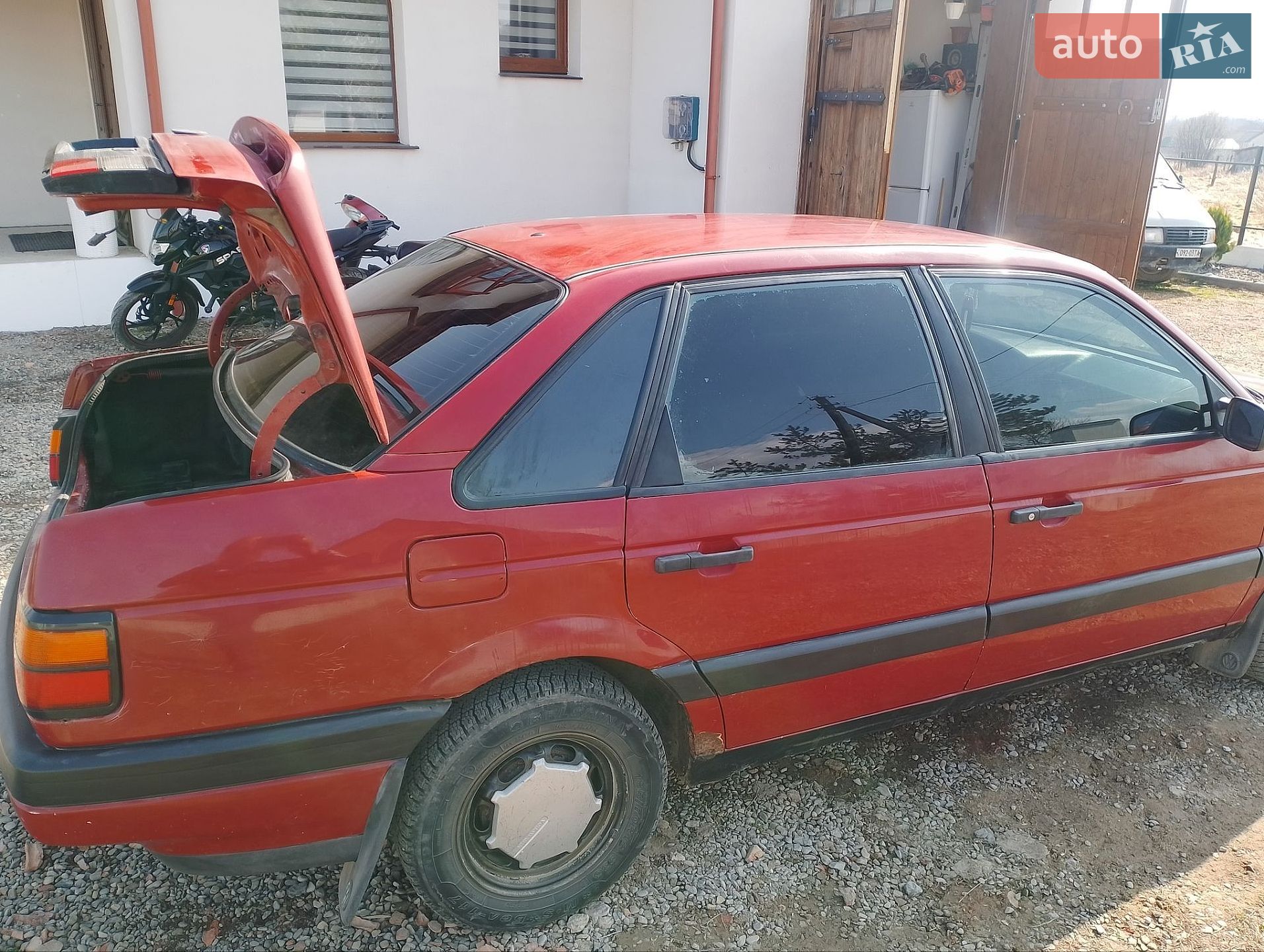 Volkswagen Passat 1991 VIN WVWZZZ31ZME214029 фото оголошення 9 з 10