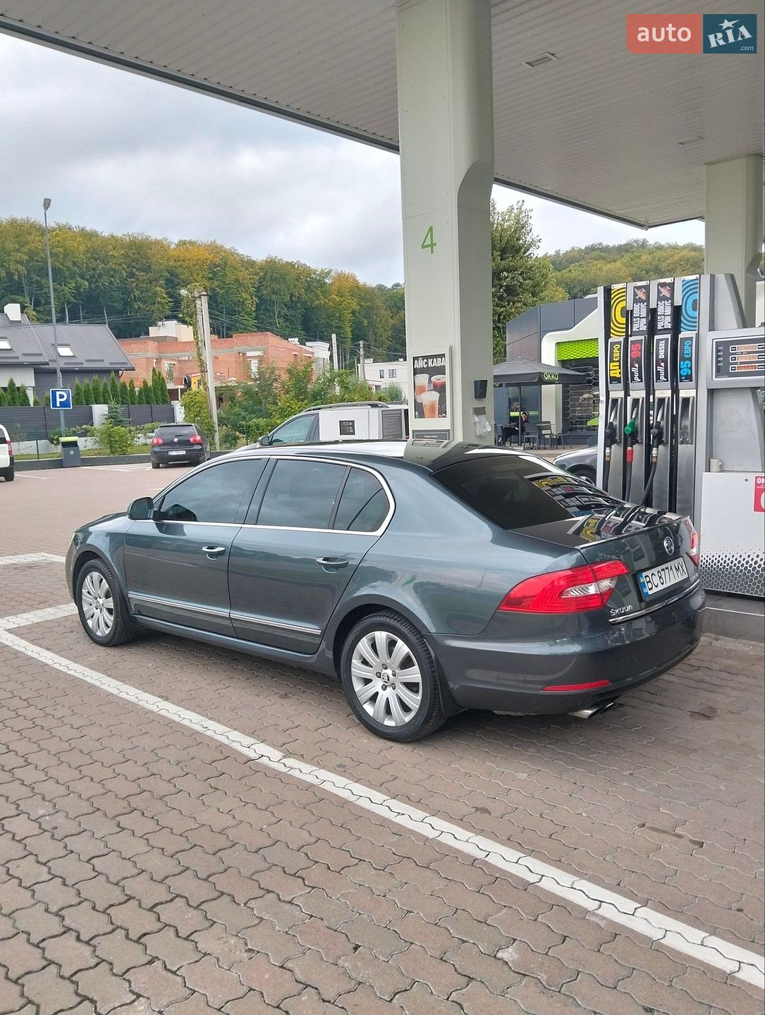 Skoda Superb 2013 VIN TMBAB43T1EB300699 фото оголошення 2 з 6