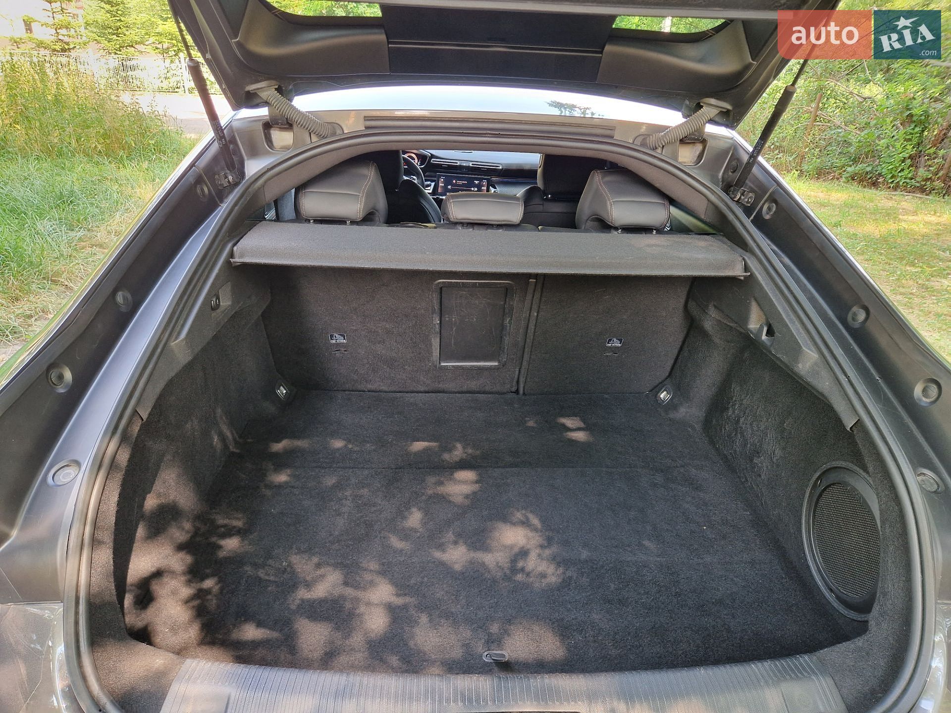 Peugeot 508 2019 VIN VR3FBYHZRKY015646 фото оголошення 39 з 51