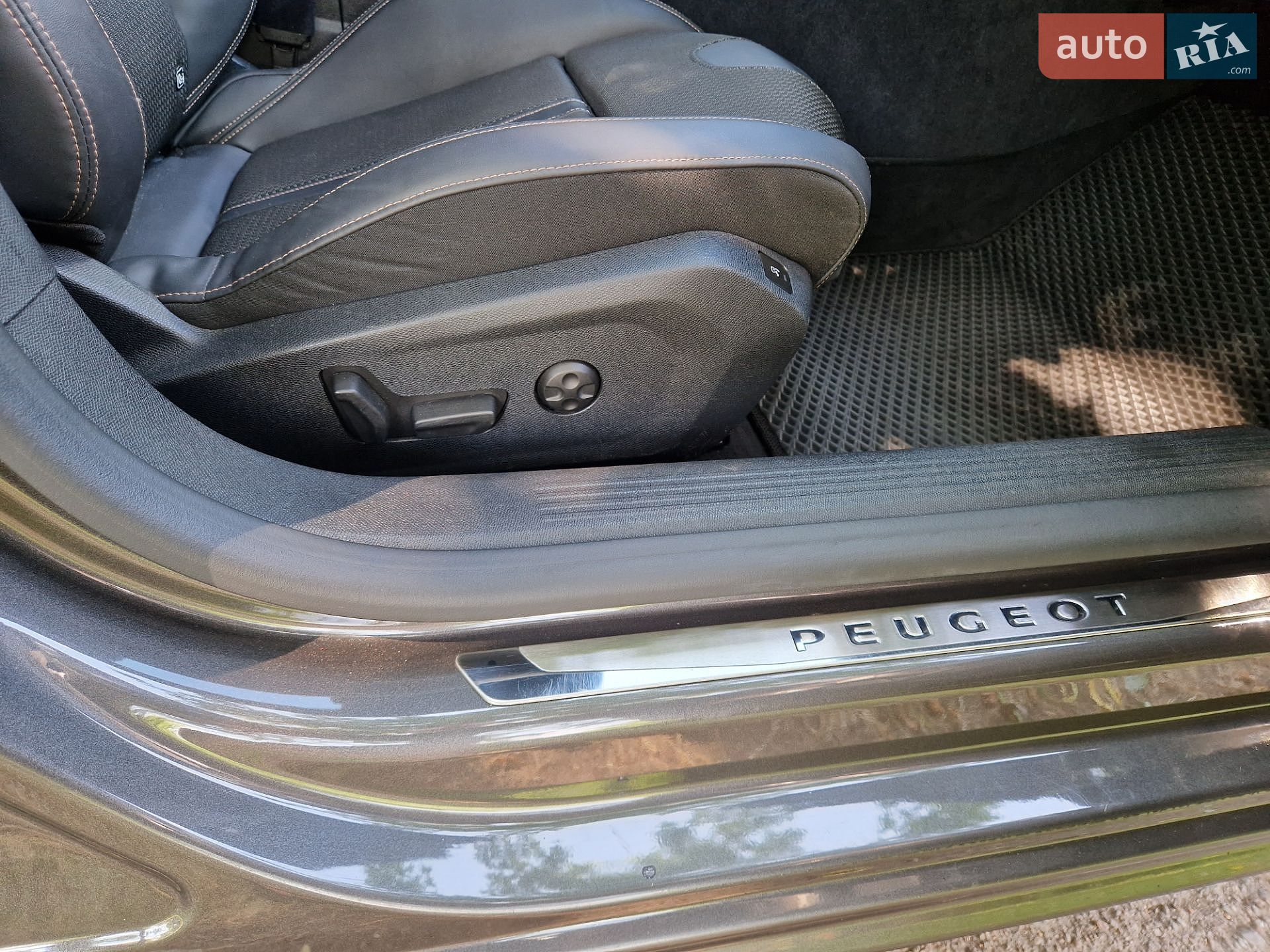 Peugeot 508 2019 VIN VR3FBYHZRKY015646 фото оголошення 44 з 51