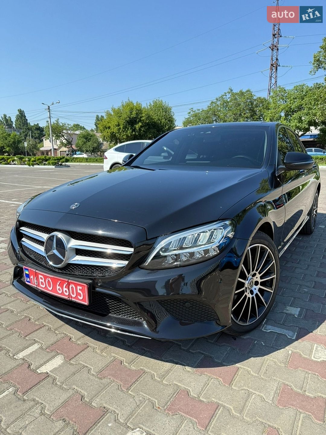 Mercedes-Benz C-Class 2018 VIN WDDWF1EBXKR447979 фото оголошення 2 з 34