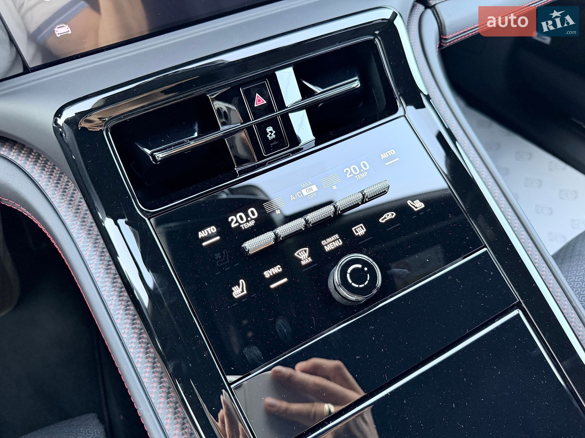 Porsche Panamera 2025 VIN WP0ZZZYAZTL070031 фото оголошення 22 з 27