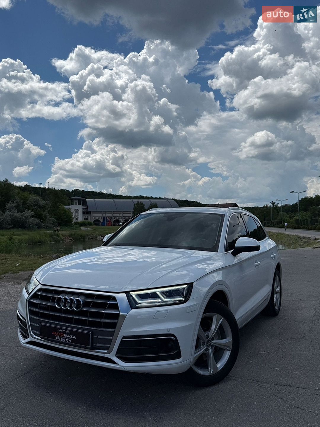 Audi Q5 2020 VIN WA1BNAFY3L2101243 фото оголошення 4 з 38