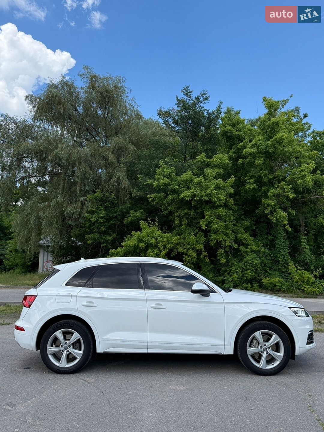 Audi Q5 2020 VIN WA1BNAFY3L2101243 фото оголошення 3 з 31