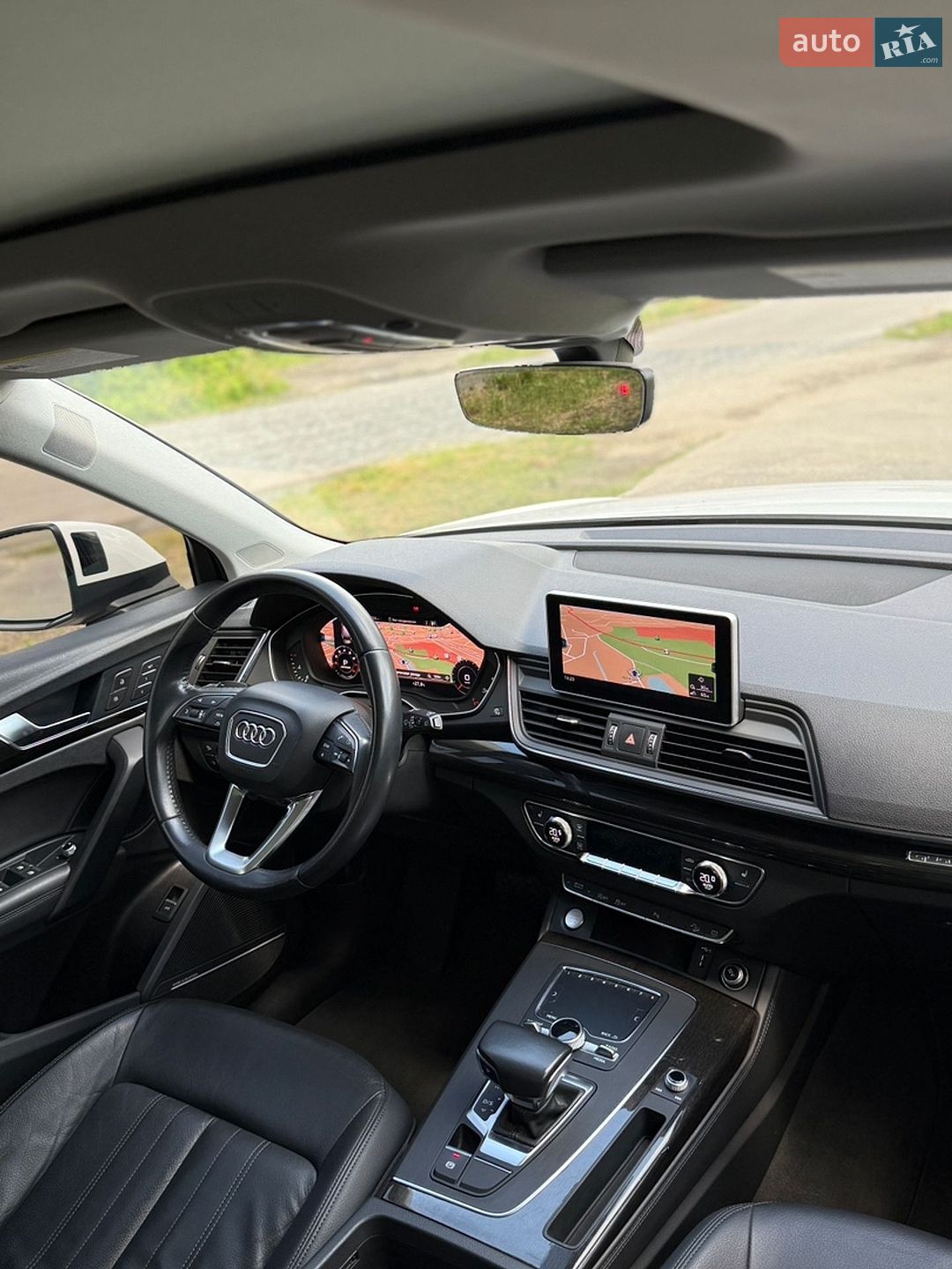 Audi Q5 2020 VIN WA1BNAFY3L2101243 фото оголошення 18 з 31