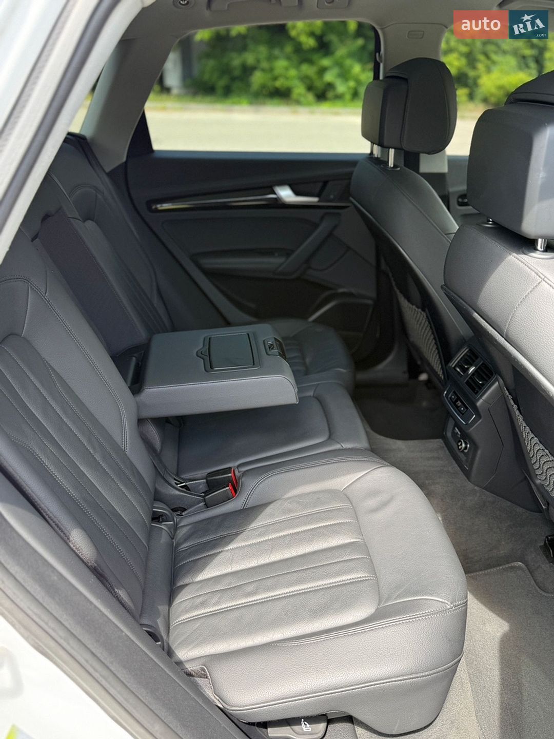 Audi Q5 2020 VIN WA1BNAFY3L2101243 фото оголошення 22 з 31