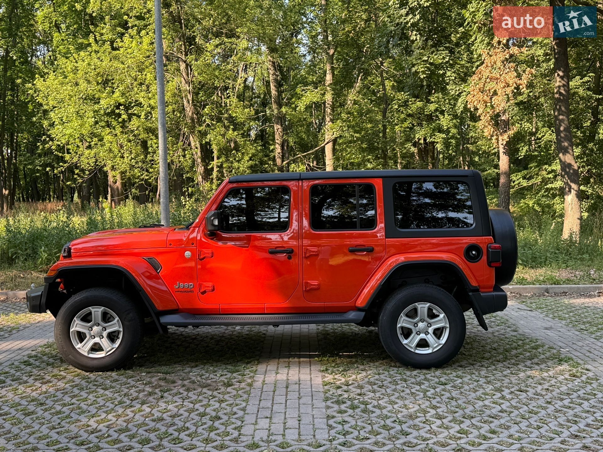 Jeep Wrangler 2018 VIN 1C4HJXEN7JW236298 фото оголошення 7 з 55