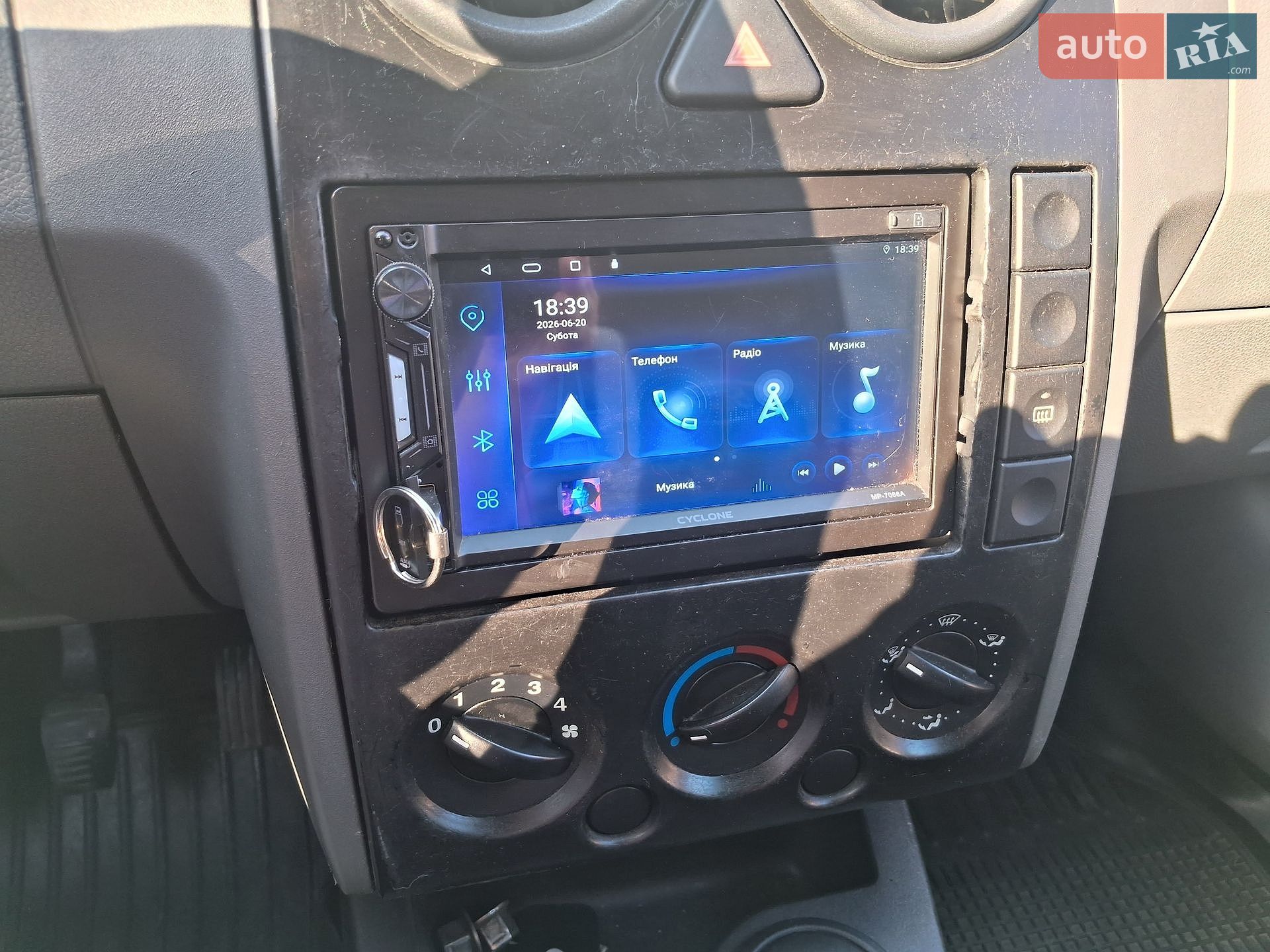 Ford Fusion 2003 VIN WF0UXXGAJU3M21577 фото оголошення 14 з 17