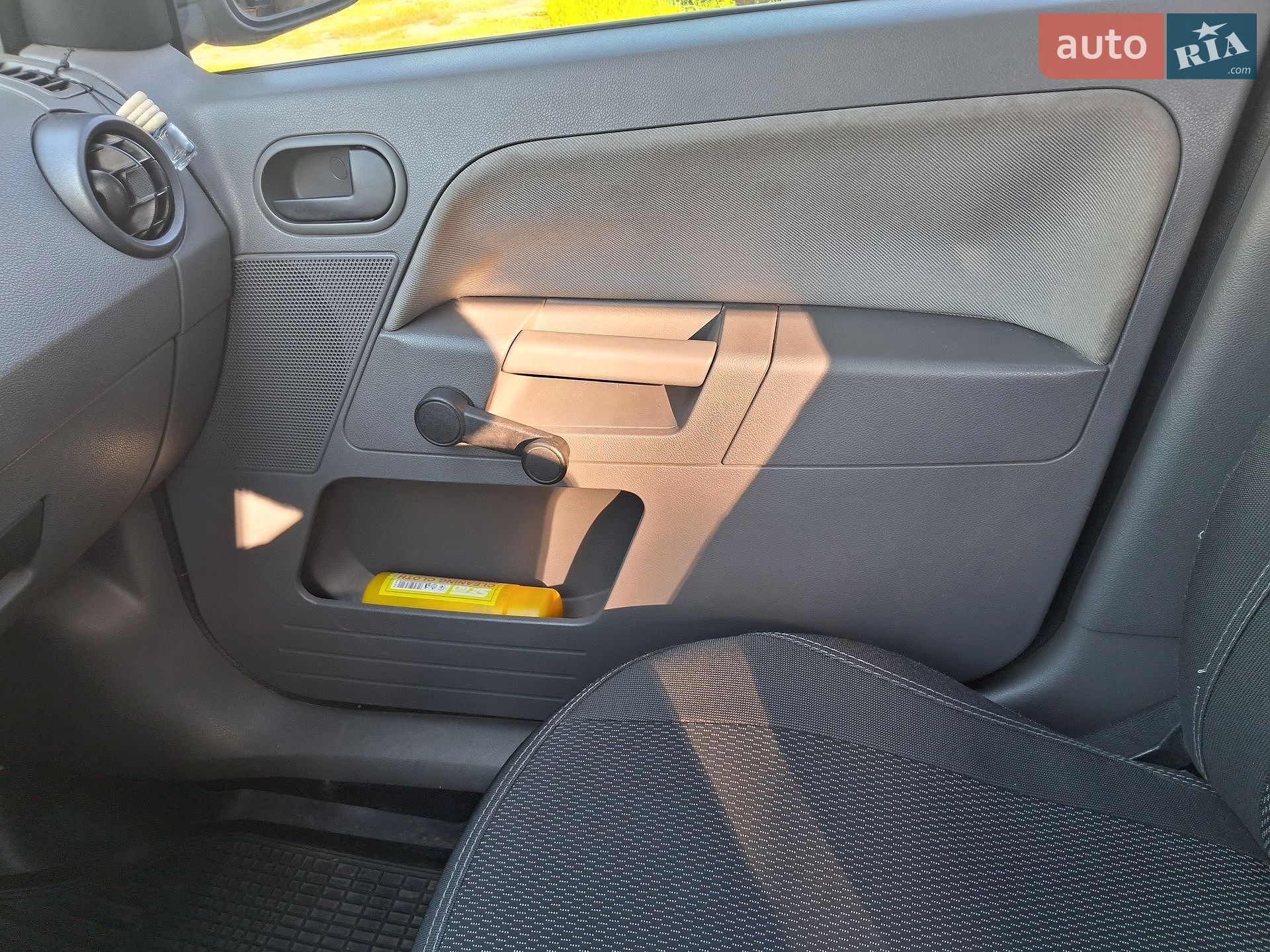 Ford Fusion 2003 VIN WF0UXXGAJU3M21577 фото оголошення 16 з 17