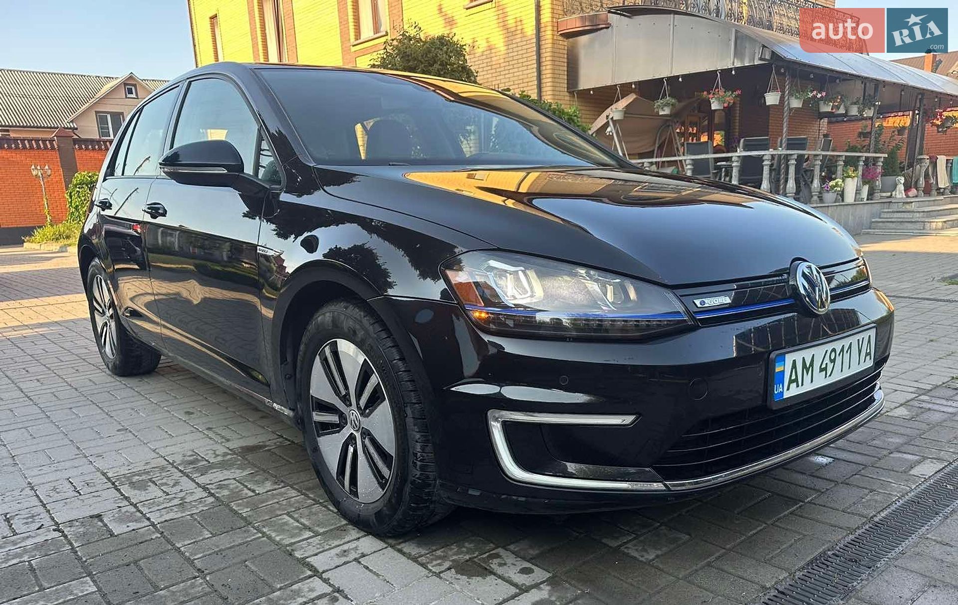 Volkswagen e-Golf 2015 VIN WVWPP7AU9GW905056 фото оголошення 3 з 14
