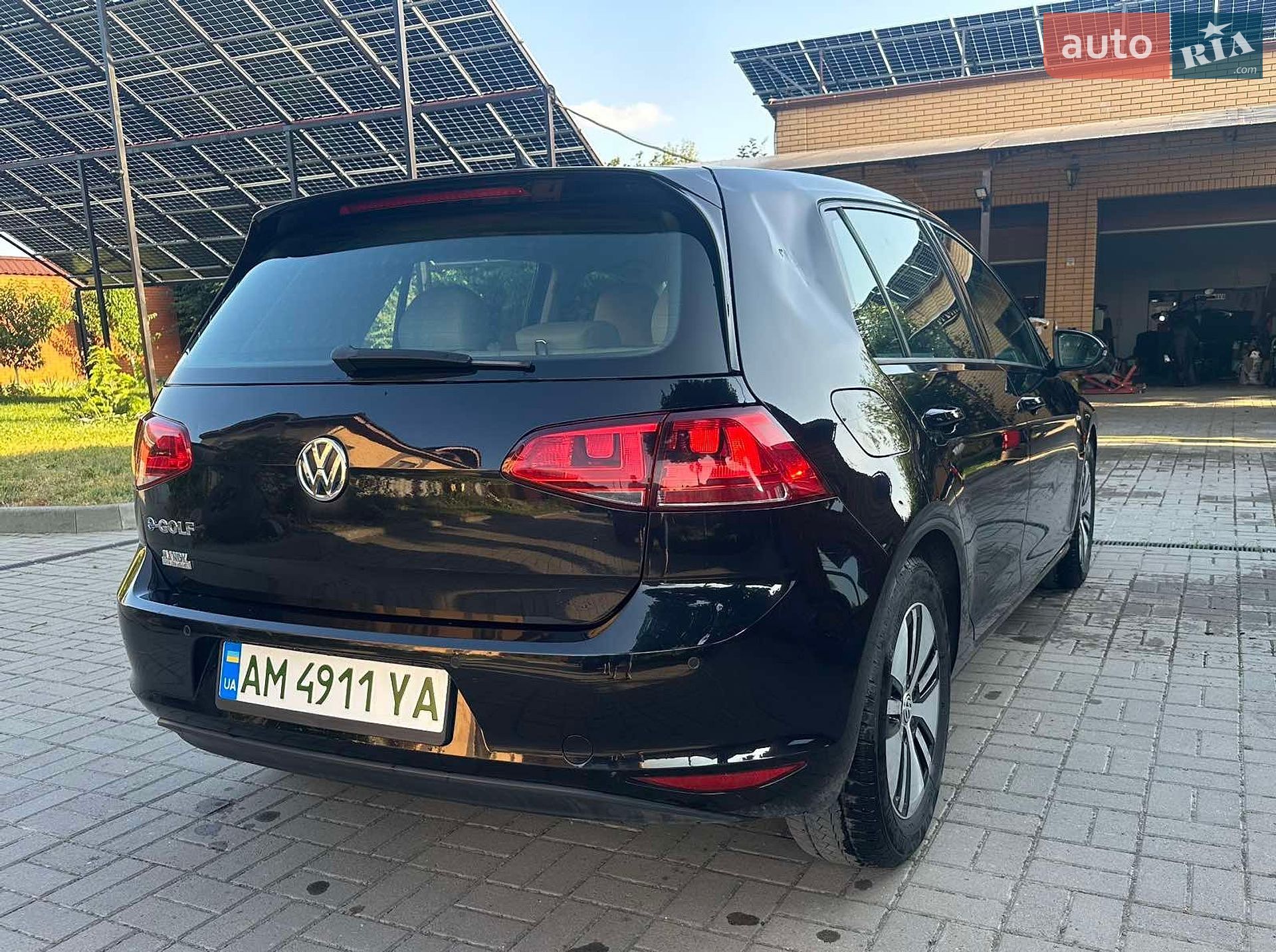 Volkswagen e-Golf 2015 VIN WVWPP7AU9GW905056 фото оголошення 5 з 14