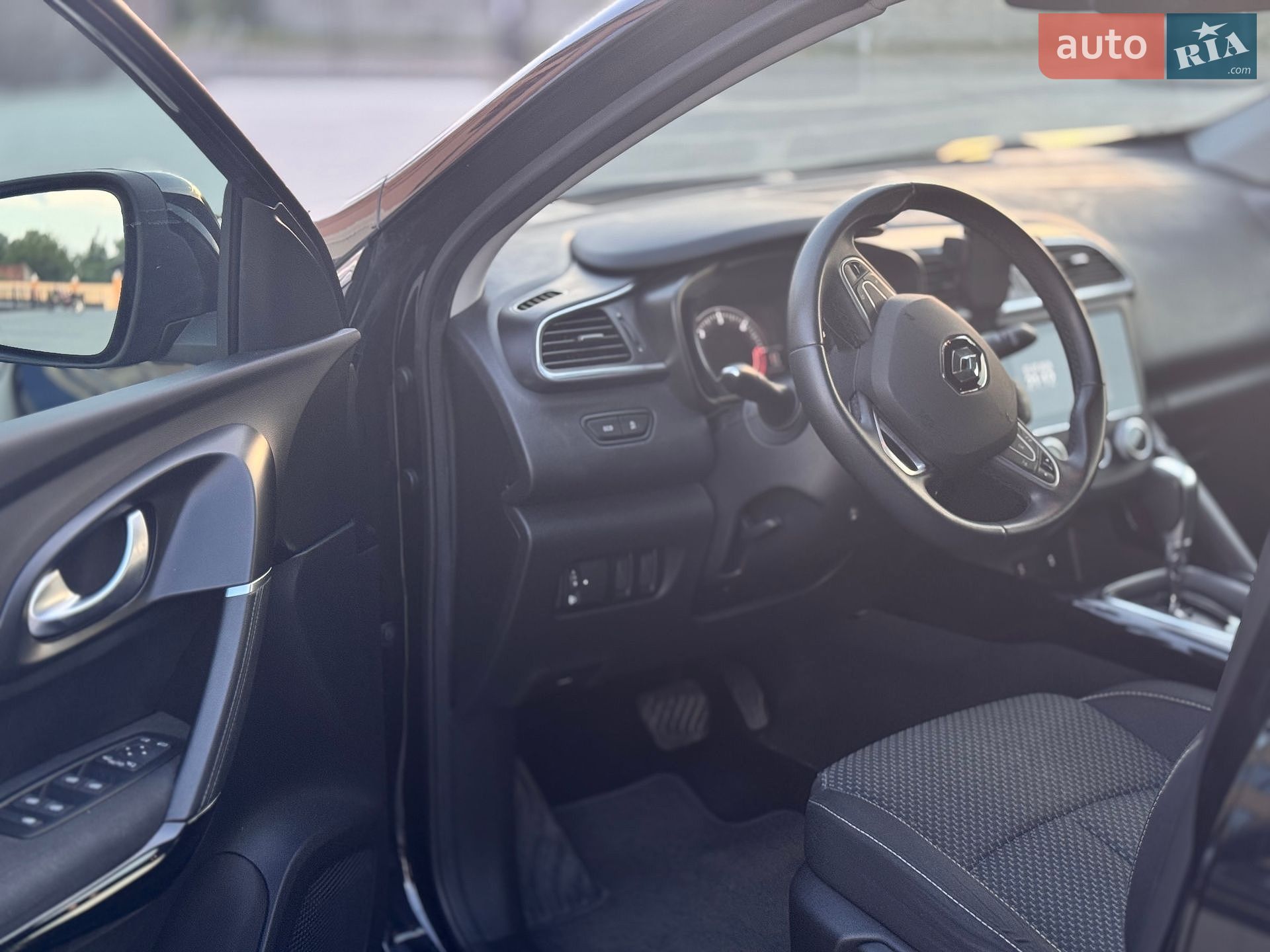 Renault Kadjar 2020 VIN VF1RFE00564916515 фото оголошення 6 з 13