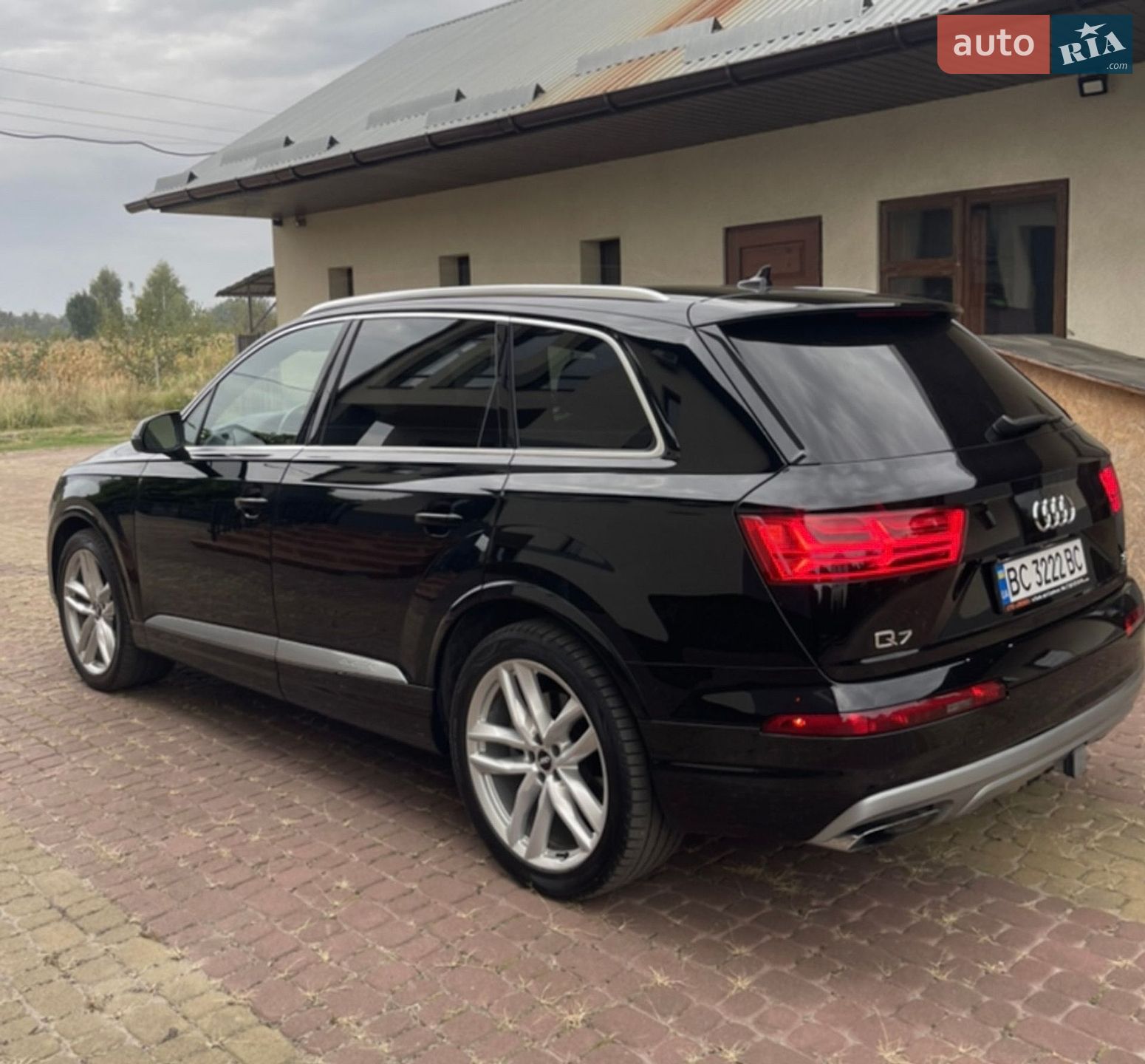 Audi Q7 2017 VIN WA1VABF75HD051706 фото оголошення 14 з 28