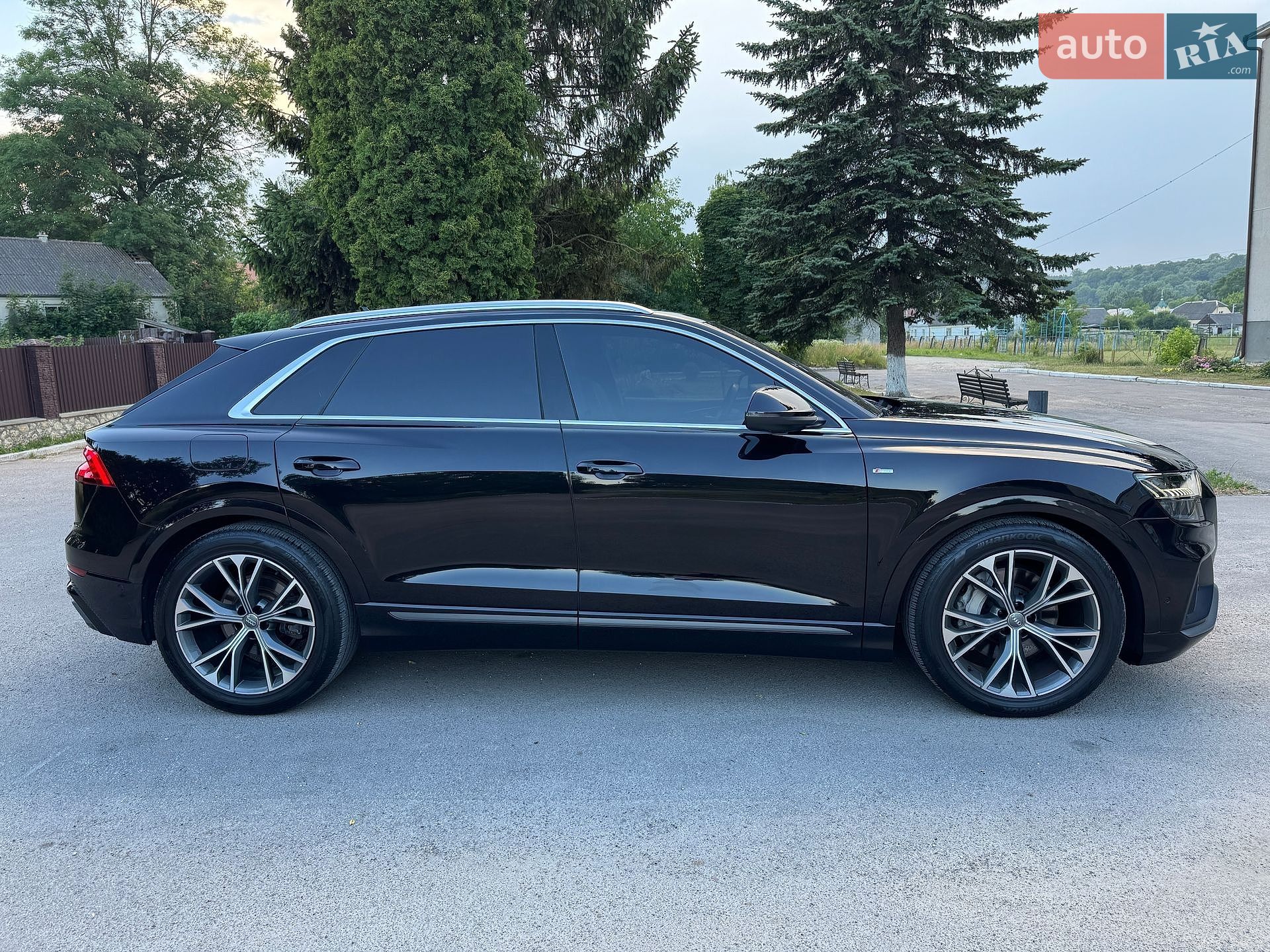 Audi Q8 2019 VIN WA1FVAF16LD002053 фото оголошення 9 з 58