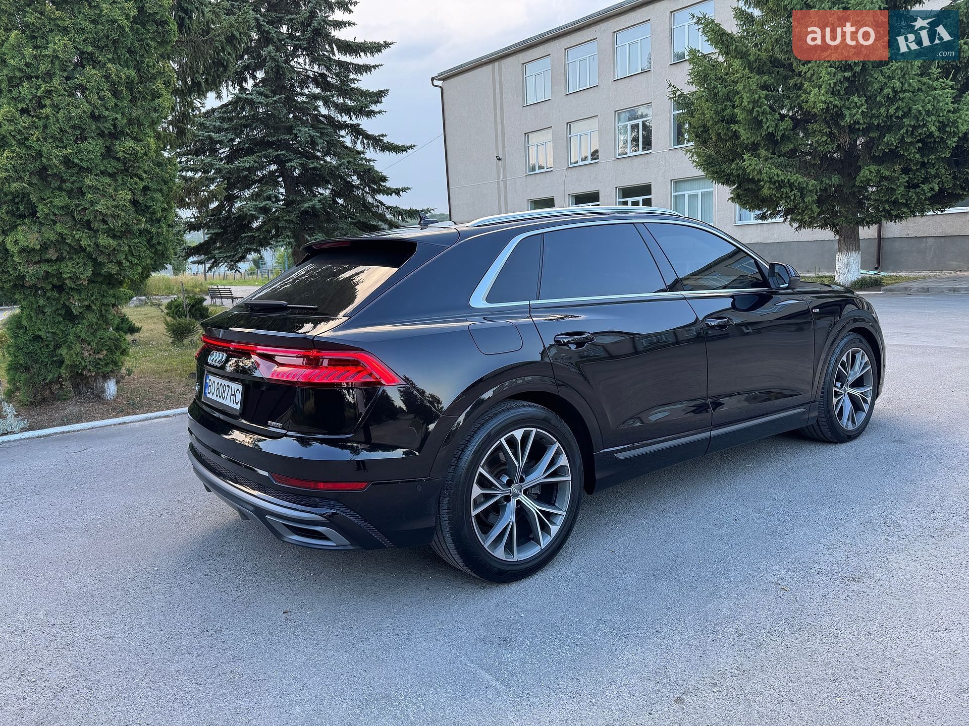 Audi Q8 2019 VIN WA1FVAF16LD002053 фото оголошення 12 з 58