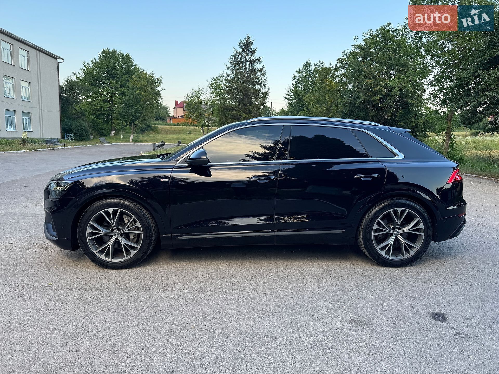 Audi Q8 2019 VIN WA1FVAF16LD002053 фото оголошення 24 з 58