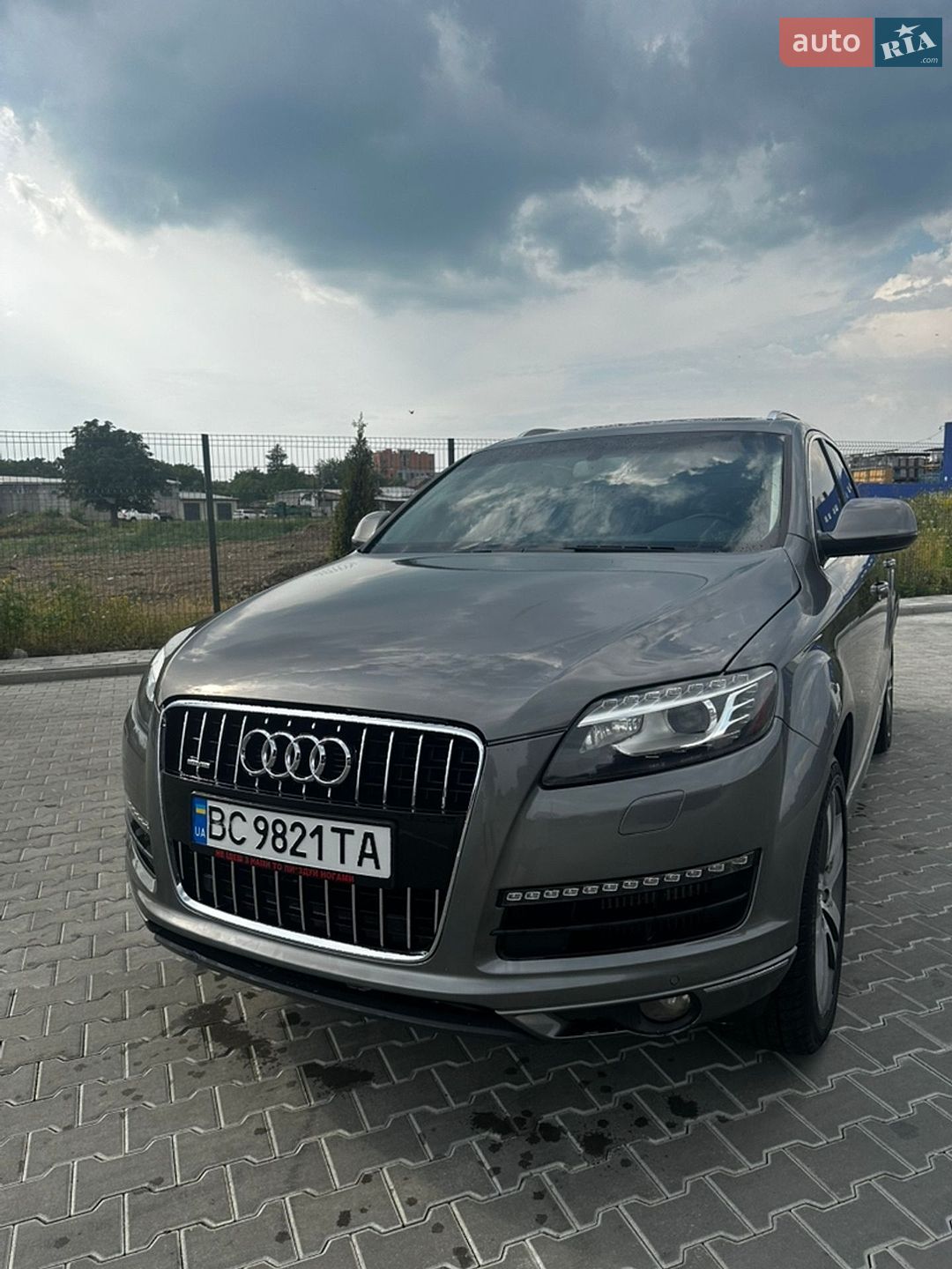 Audi Q7 2010 VIN WA1LMAFE1BD001397 фото оголошення 3 з 65