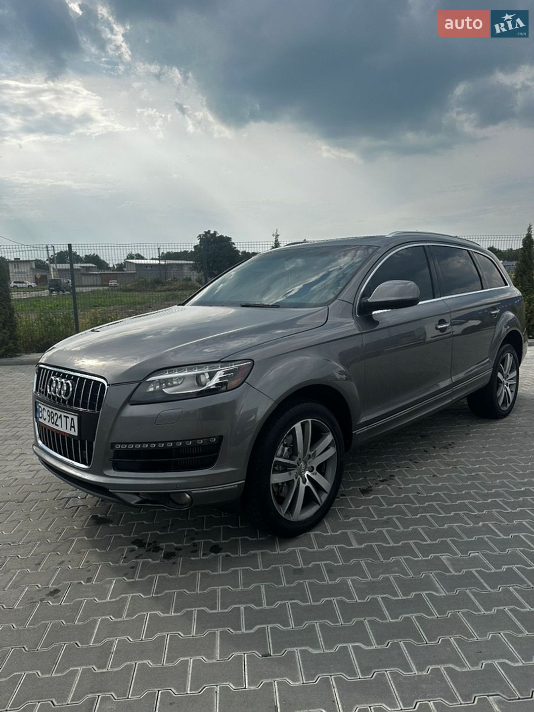 Audi Q7 2010 VIN WA1LMAFE1BD001397 фото оголошення 9 з 65