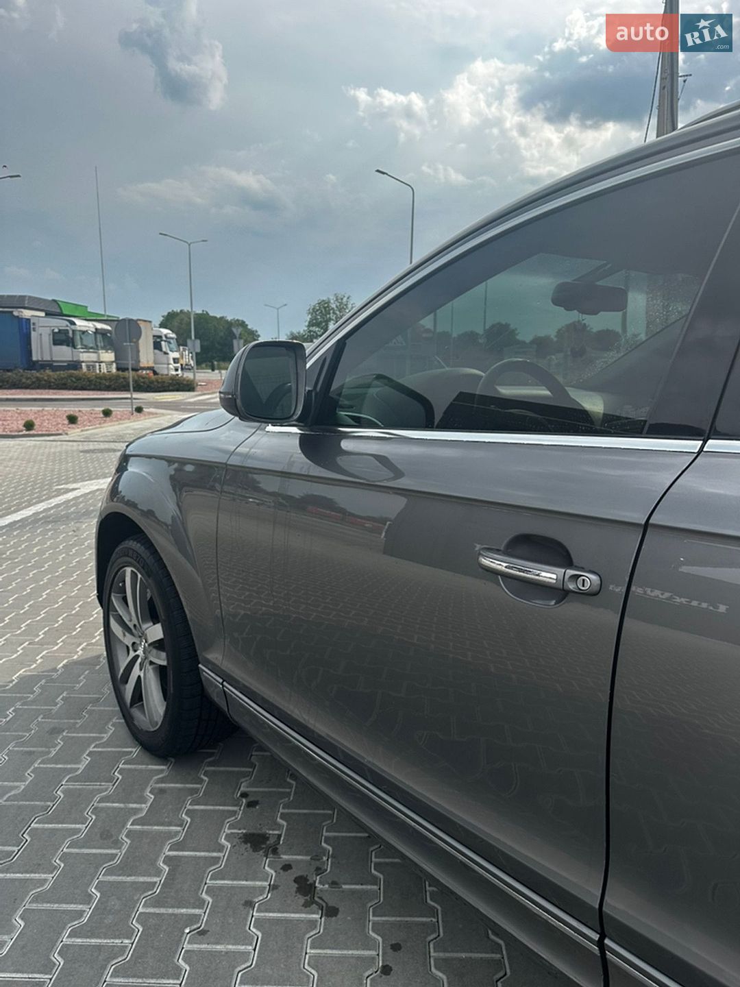 Audi Q7 2010 VIN WA1LMAFE1BD001397 фото оголошення 12 з 65