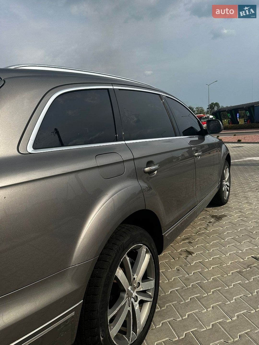 Audi Q7 2010 VIN WA1LMAFE1BD001397 фото оголошення 22 з 65
