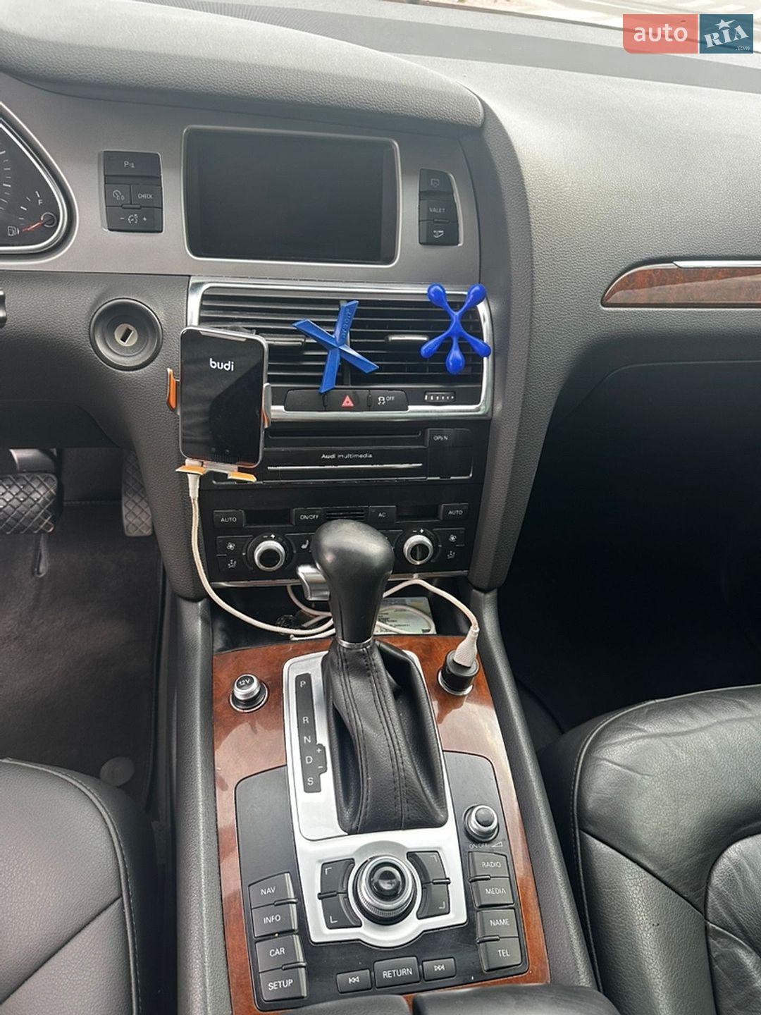 Audi Q7 2010 VIN WA1LMAFE1BD001397 фото оголошення 41 з 65