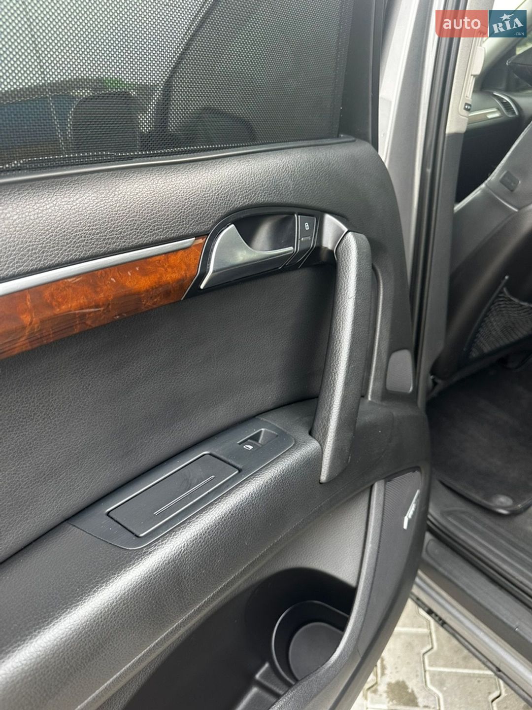 Audi Q7 2010 VIN WA1LMAFE1BD001397 фото оголошення 47 з 65