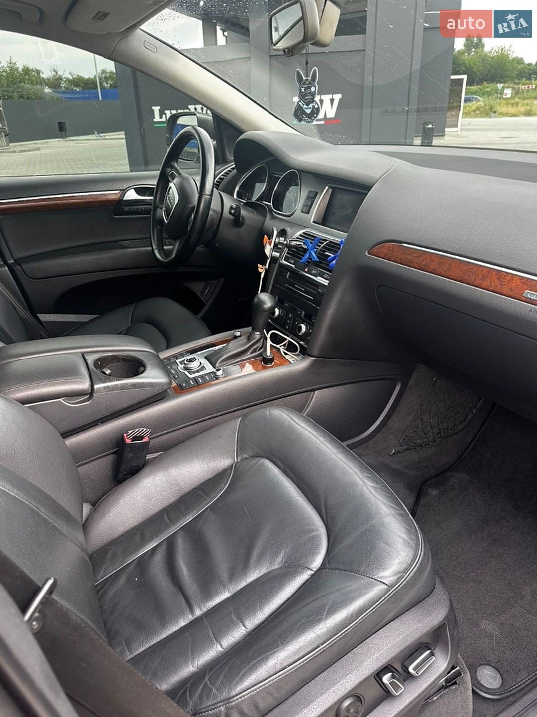 Audi Q7 2010 VIN WA1LMAFE1BD001397 фото оголошення 48 з 65