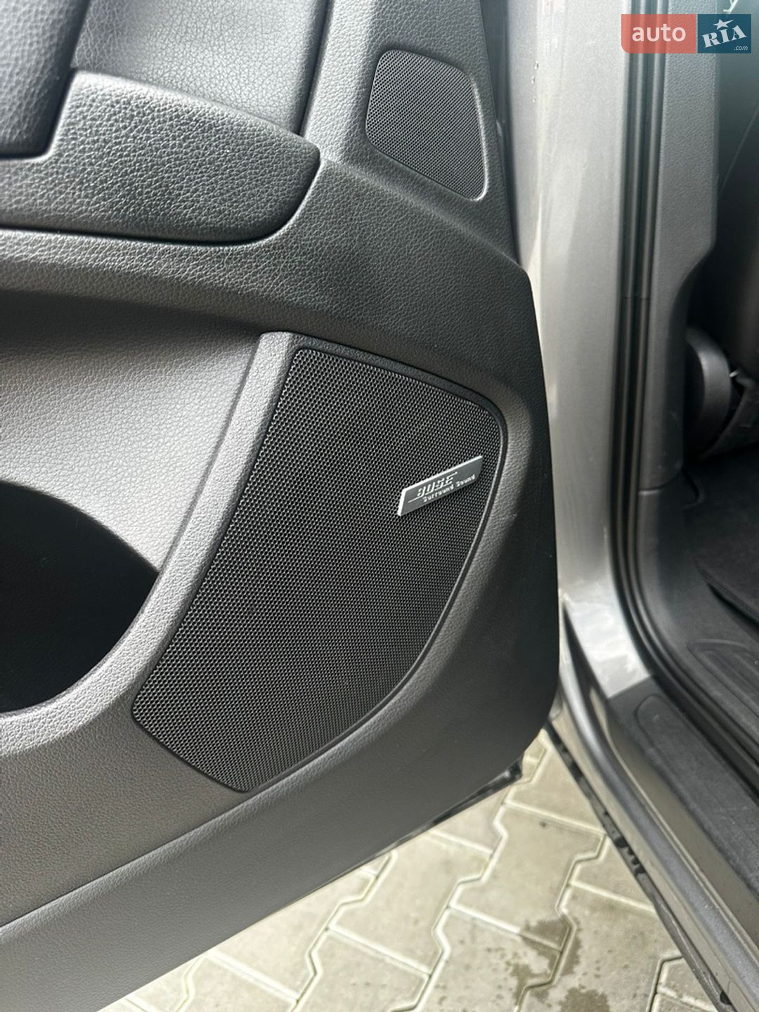 Audi Q7 2010 VIN WA1LMAFE1BD001397 фото оголошення 50 з 65