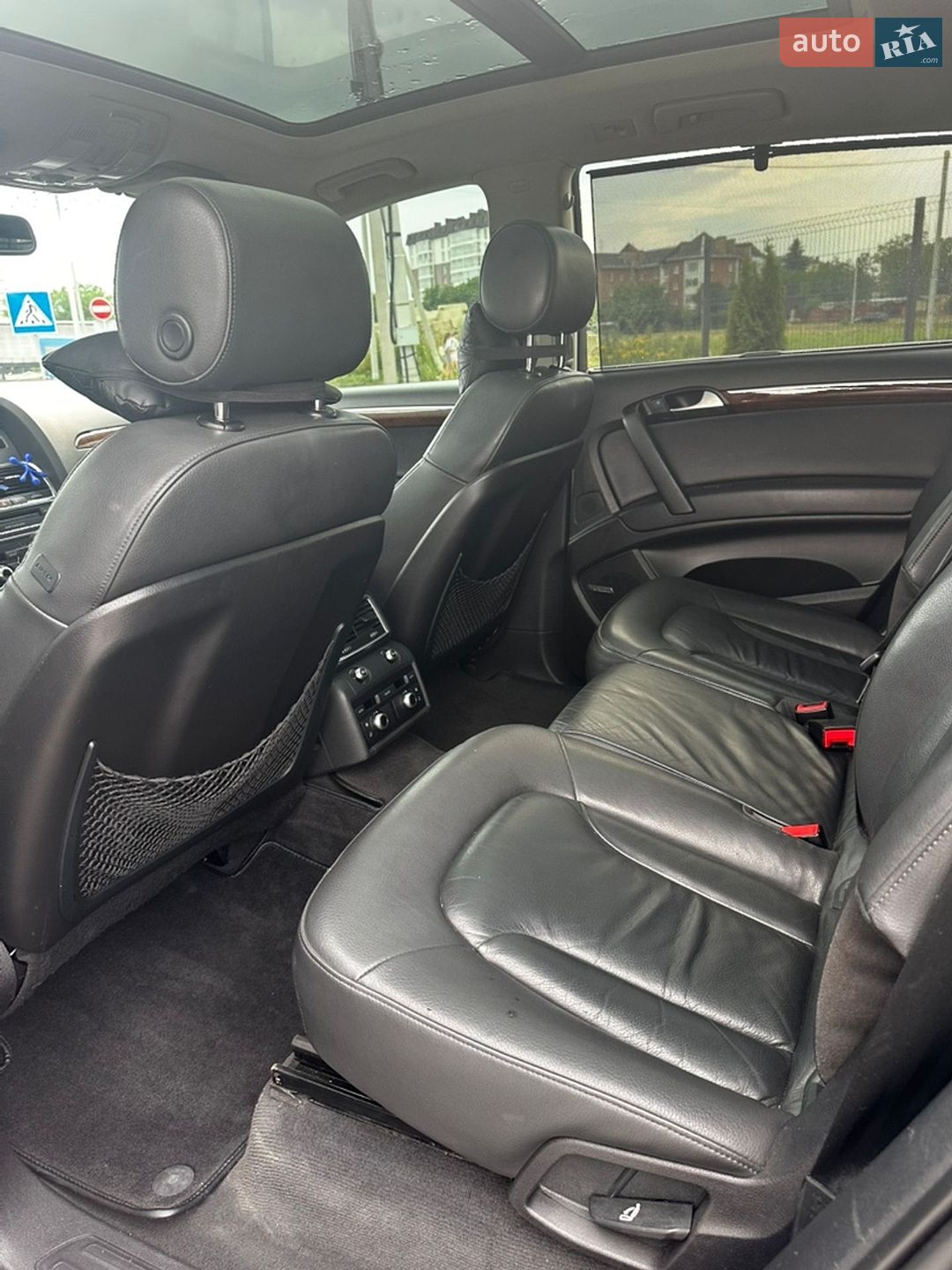 Audi Q7 2010 VIN WA1LMAFE1BD001397 фото оголошення 55 з 65