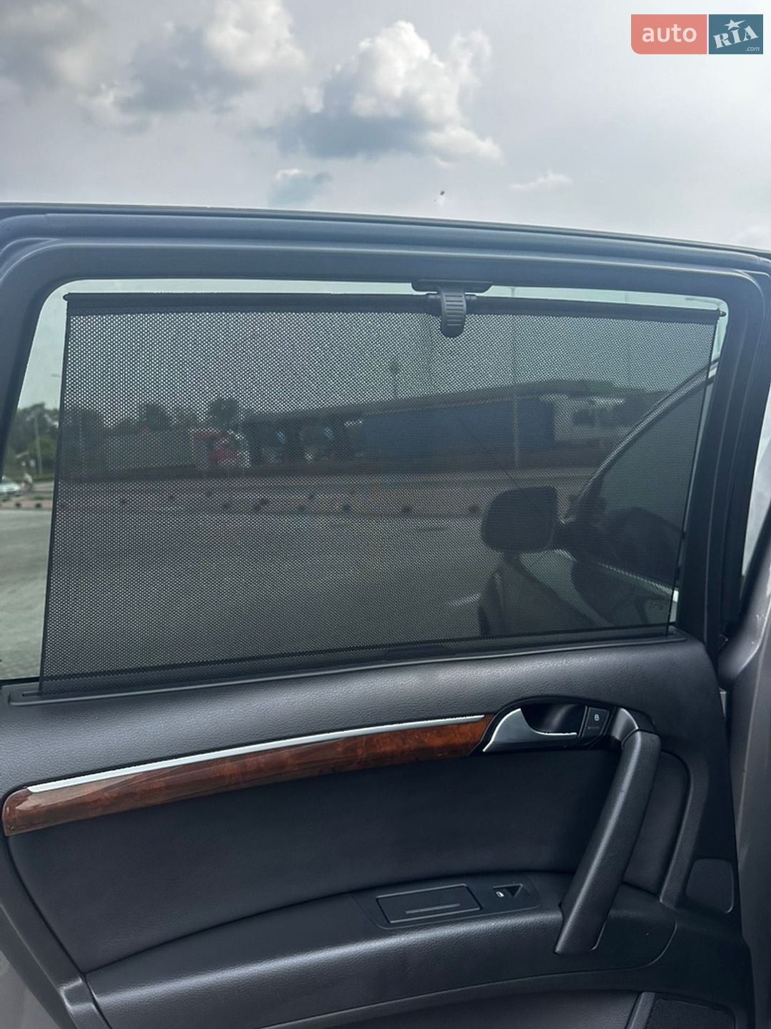 Audi Q7 2010 VIN WA1LMAFE1BD001397 фото оголошення 56 з 65