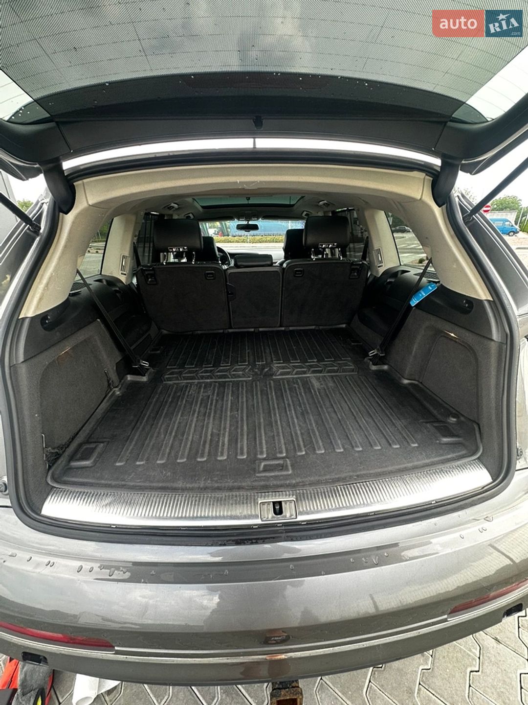 Audi Q7 2010 VIN WA1LMAFE1BD001397 фото оголошення 60 з 65