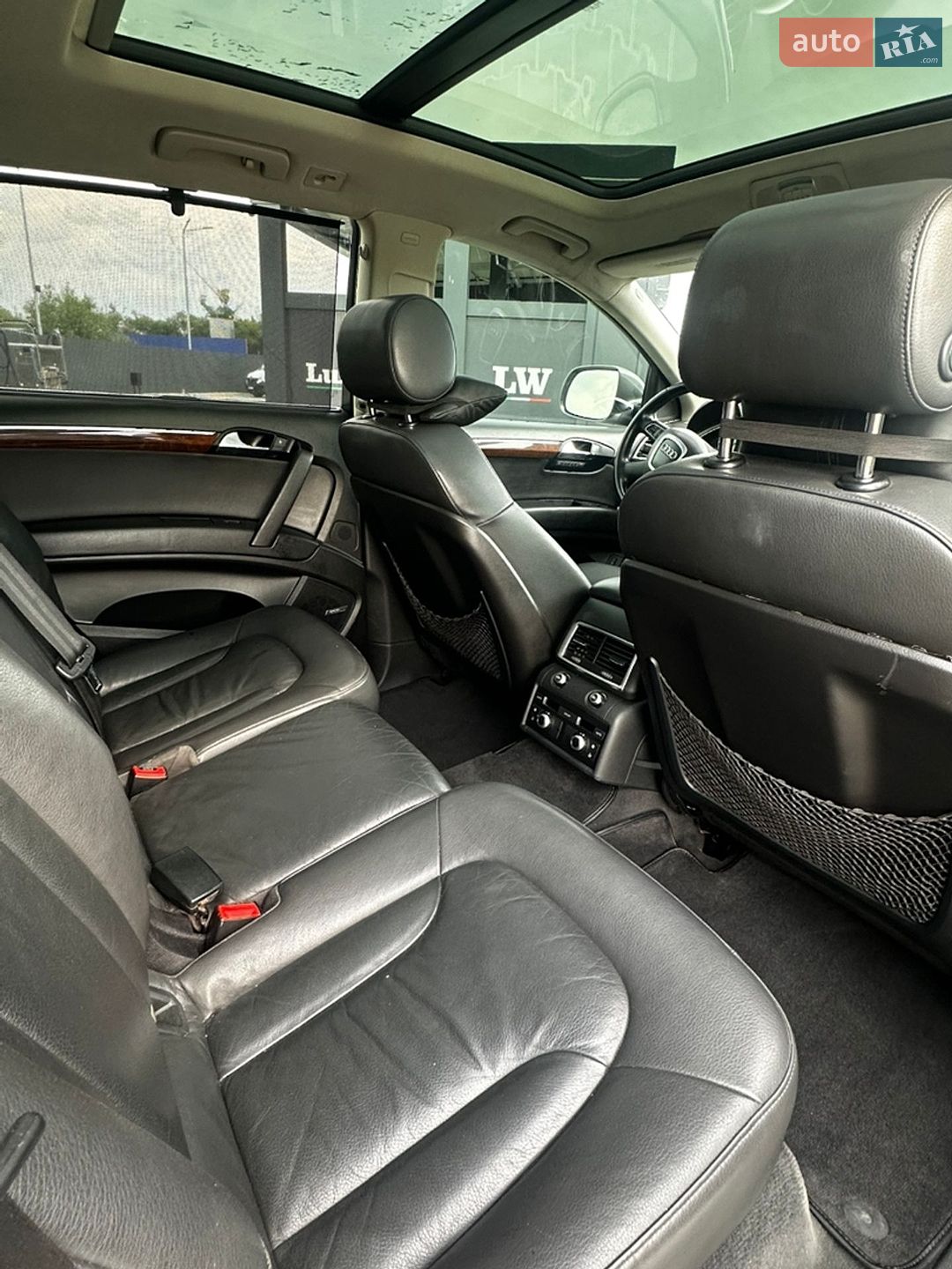 Audi Q7 2010 VIN WA1LMAFE1BD001397 фото оголошення 64 з 65