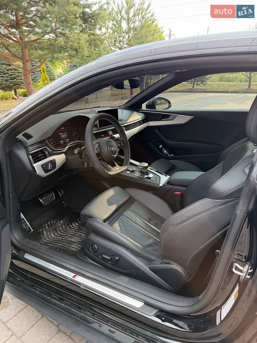 Audi A5 2016 VIN WAUSNAF53JA000943 фото оголошення 12 з 19