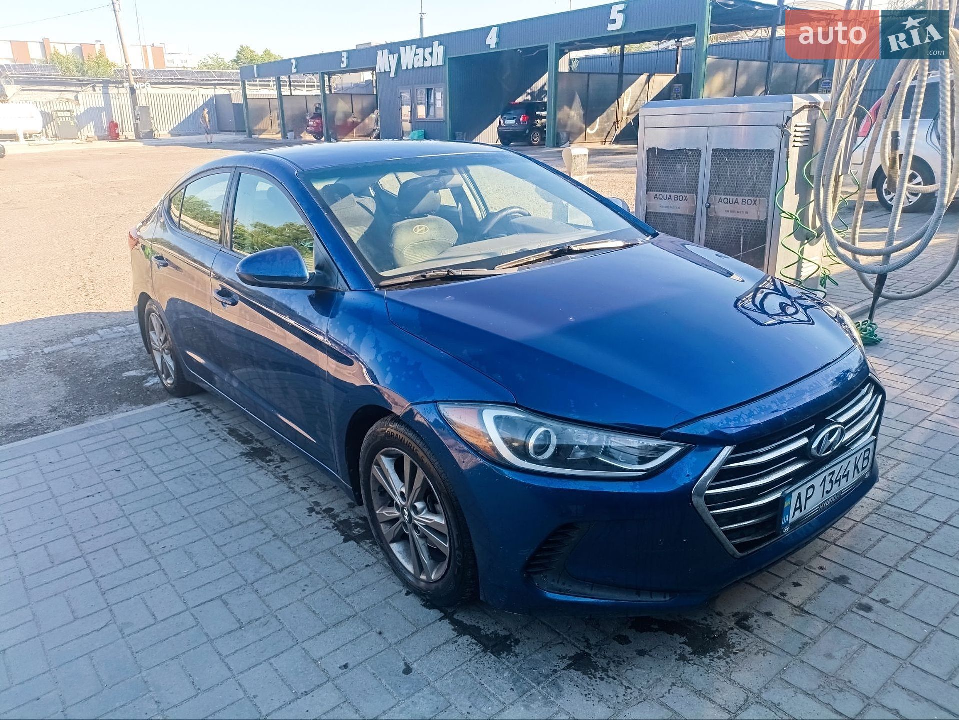 Hyundai Elantra 2017 VIN 5NPD84LF9HH016231 фото оголошення 2 з 11