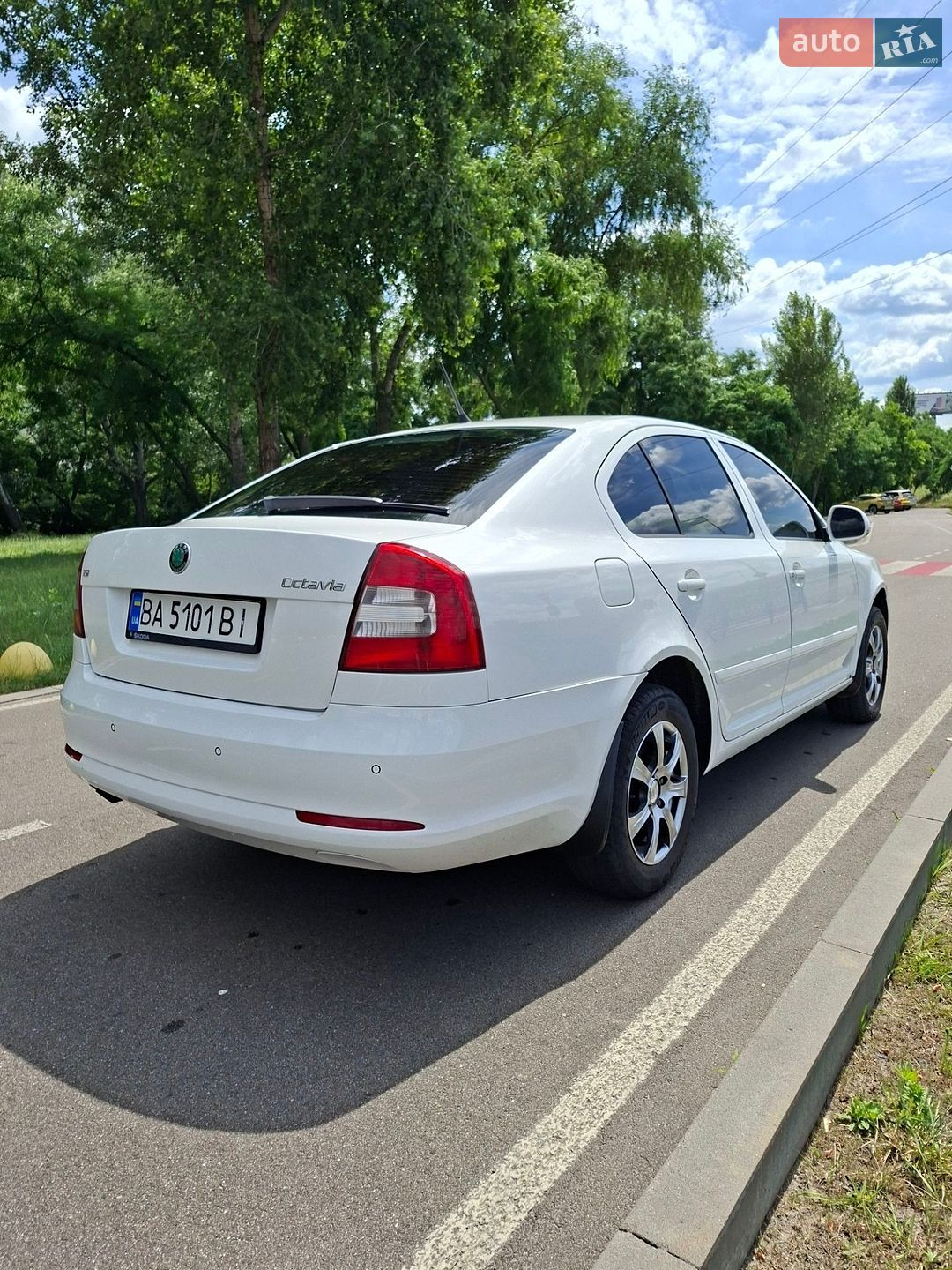 Skoda Octavia 2011 VIN Y6UCK41Z5CB153199 фото оголошення 11 з 26