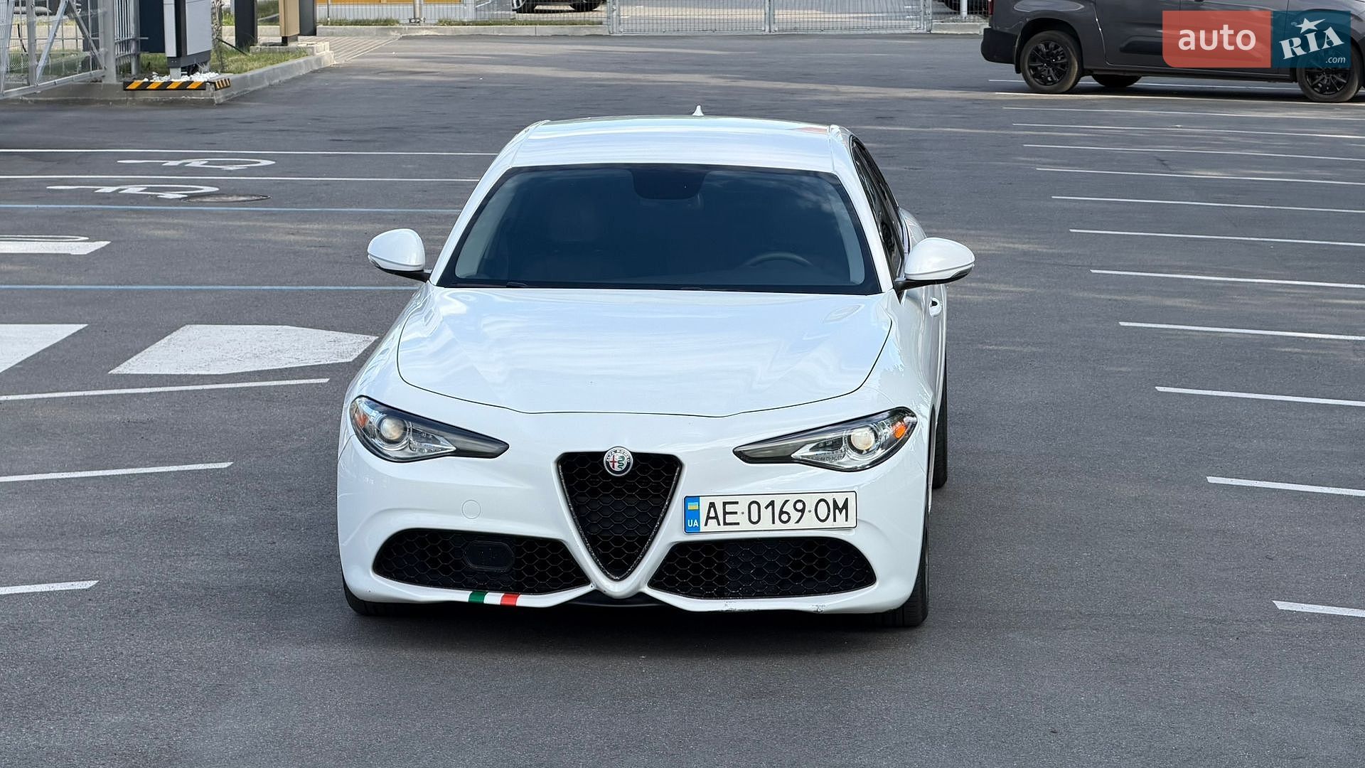 Alfa Romeo Giulia 2017 VIN ZARFAEDN3H7538985 фото оголошення 18 з 29