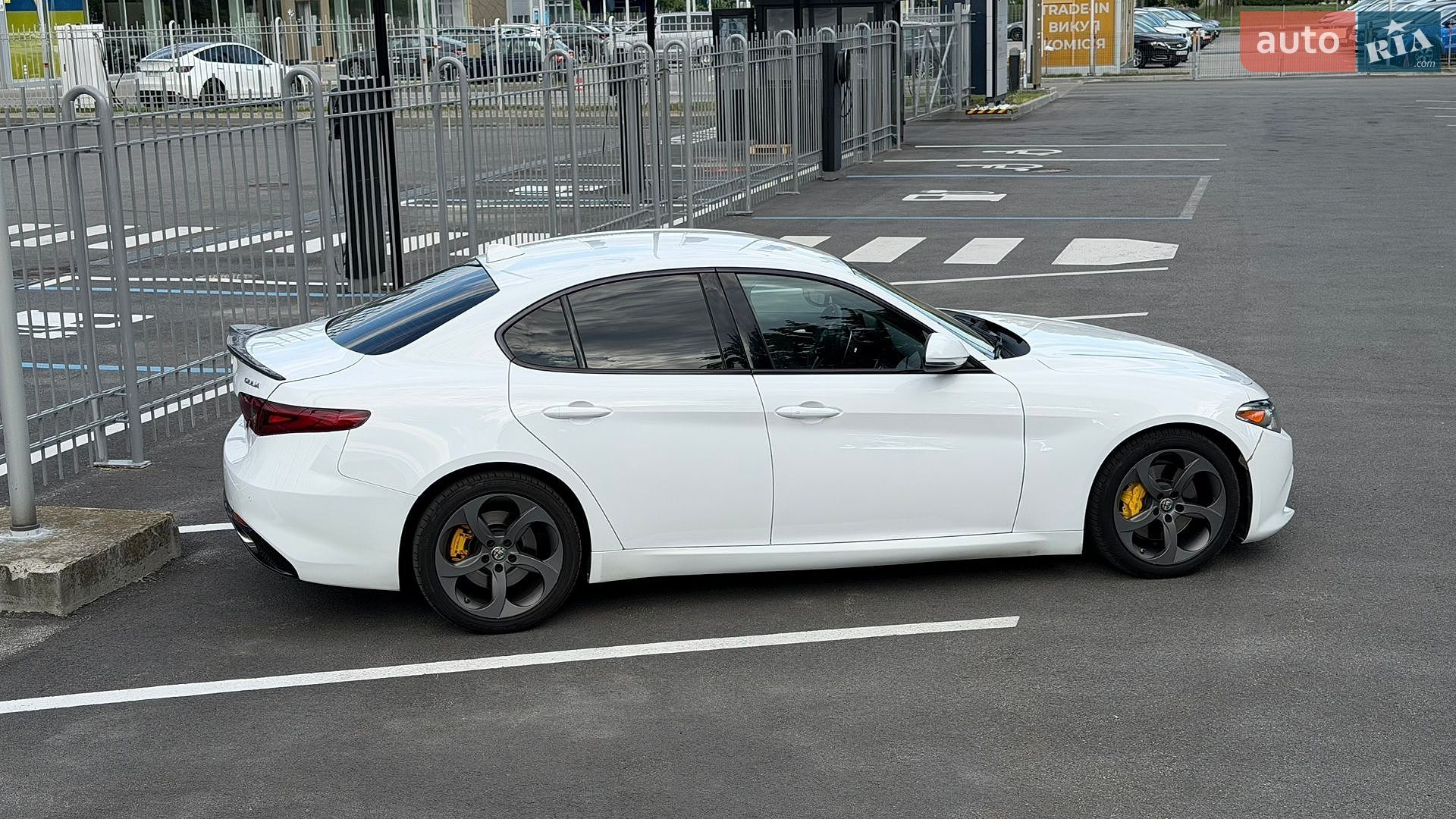 Alfa Romeo Giulia 2017 VIN ZARFAEDN3H7538985 фото оголошення 11 з 29