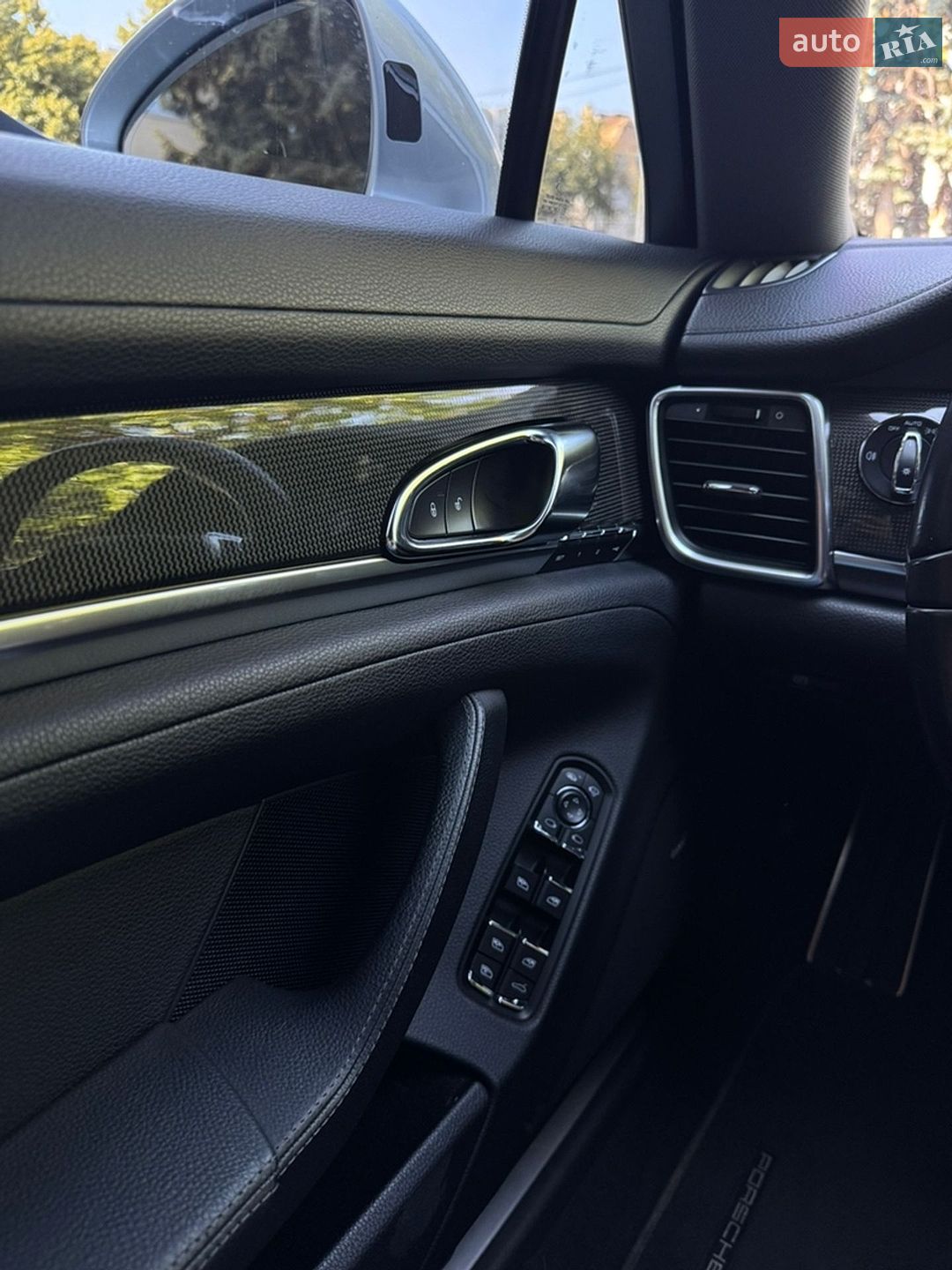 Porsche Panamera 2015 VIN WP0AD2A79FL041461 фото оголошення 18 з 34