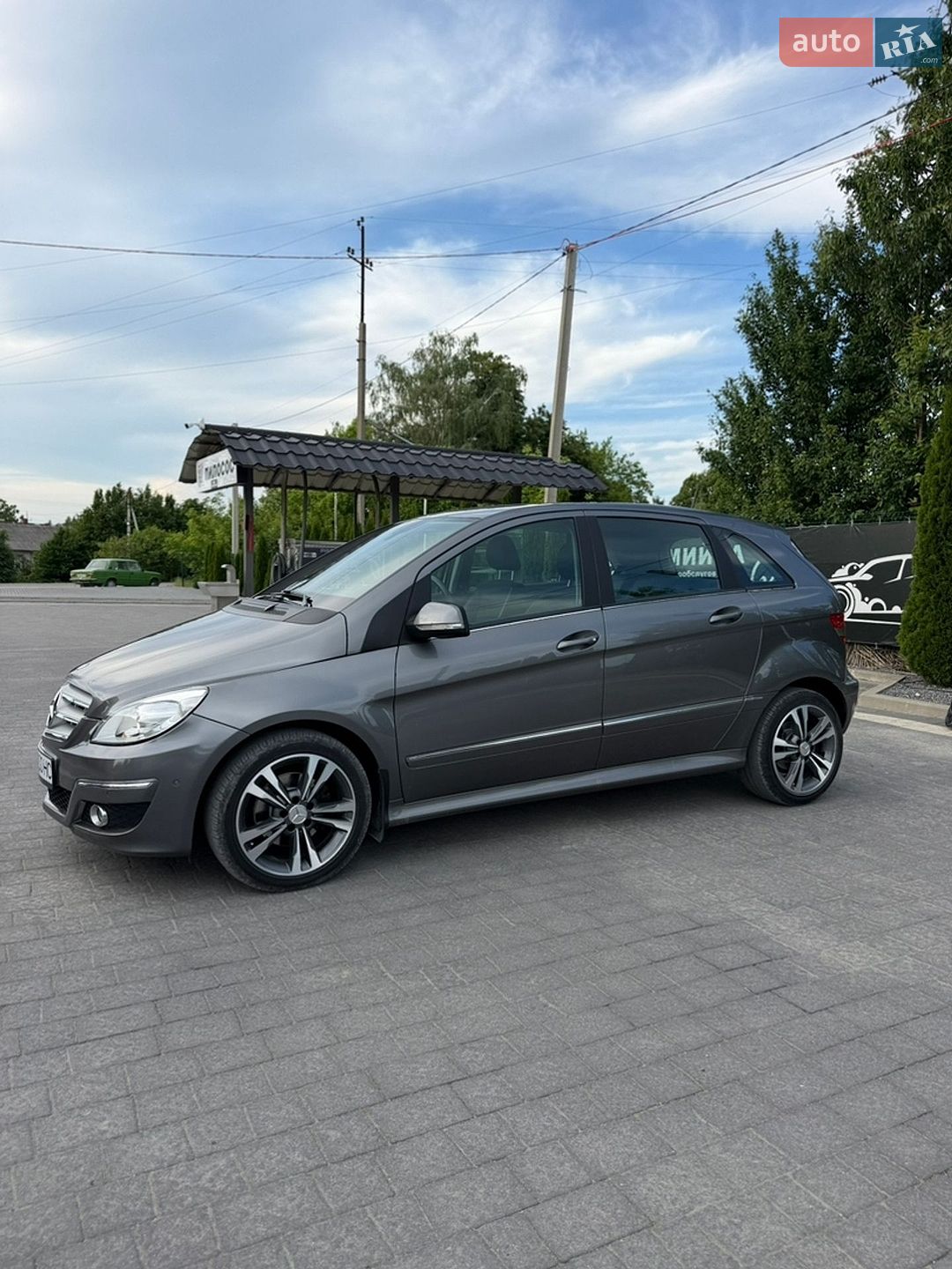 Mercedes-Benz B-Class 2011 VIN WDD2452071J723475 фото оголошення 4 з 36