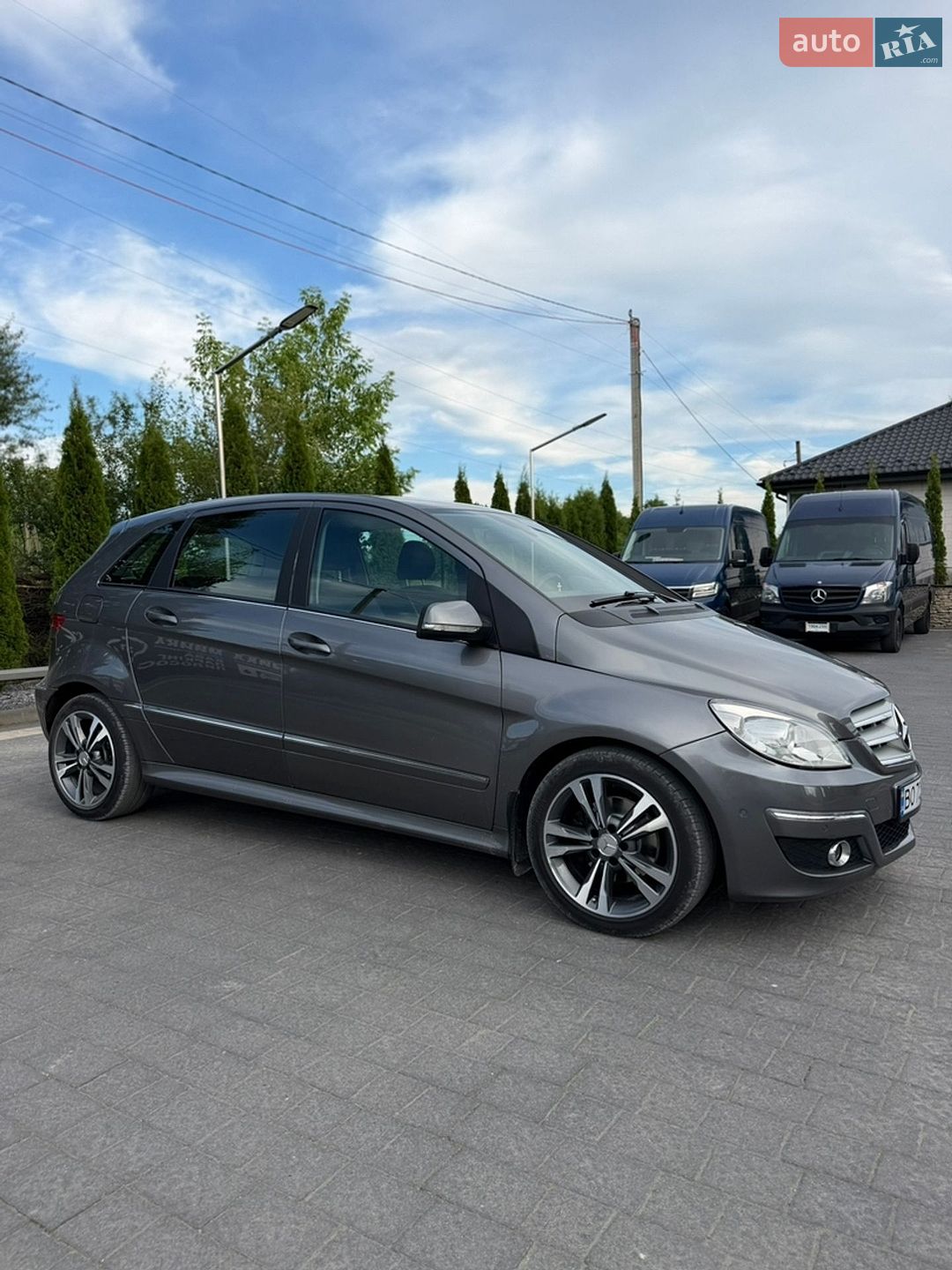 Mercedes-Benz B-Class 2011 VIN WDD2452071J723475 фото оголошення 9 з 36