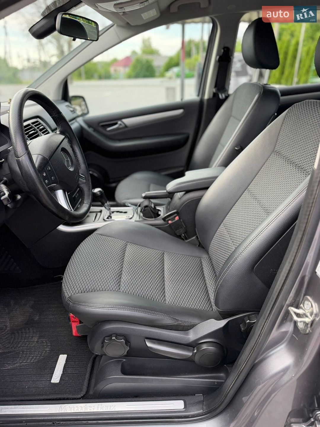 Mercedes-Benz B-Class 2011 VIN WDD2452071J723475 фото оголошення 22 з 36