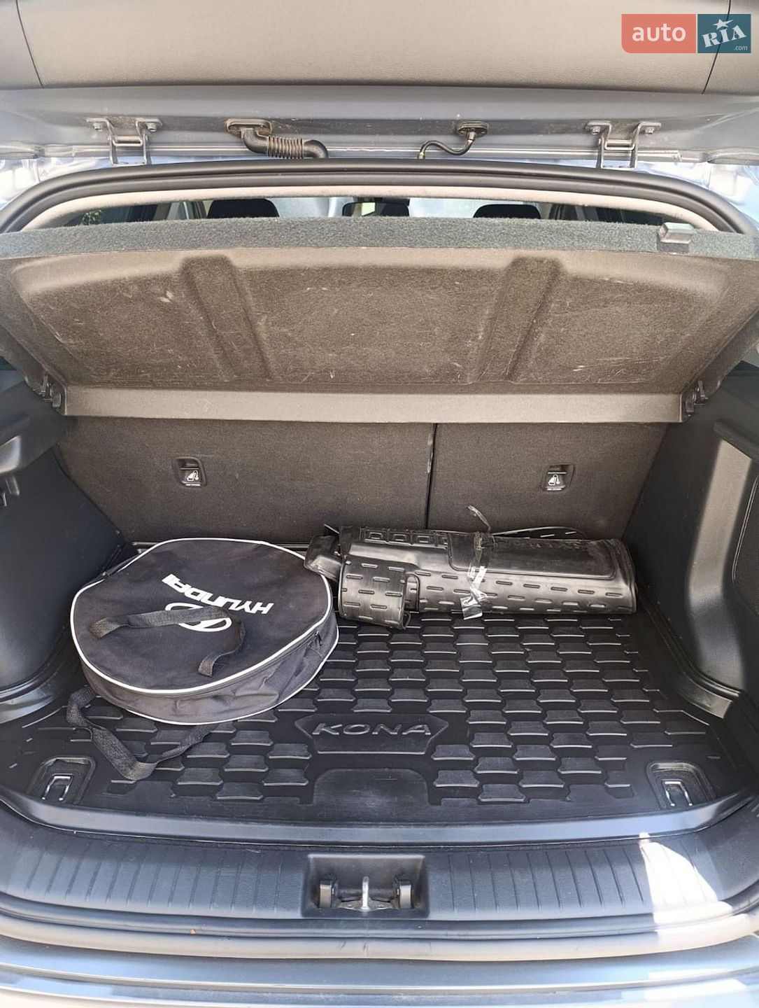 Hyundai Kona 2020 VIN TMAK281GFLJ004819 фото оголошення 9 з 17