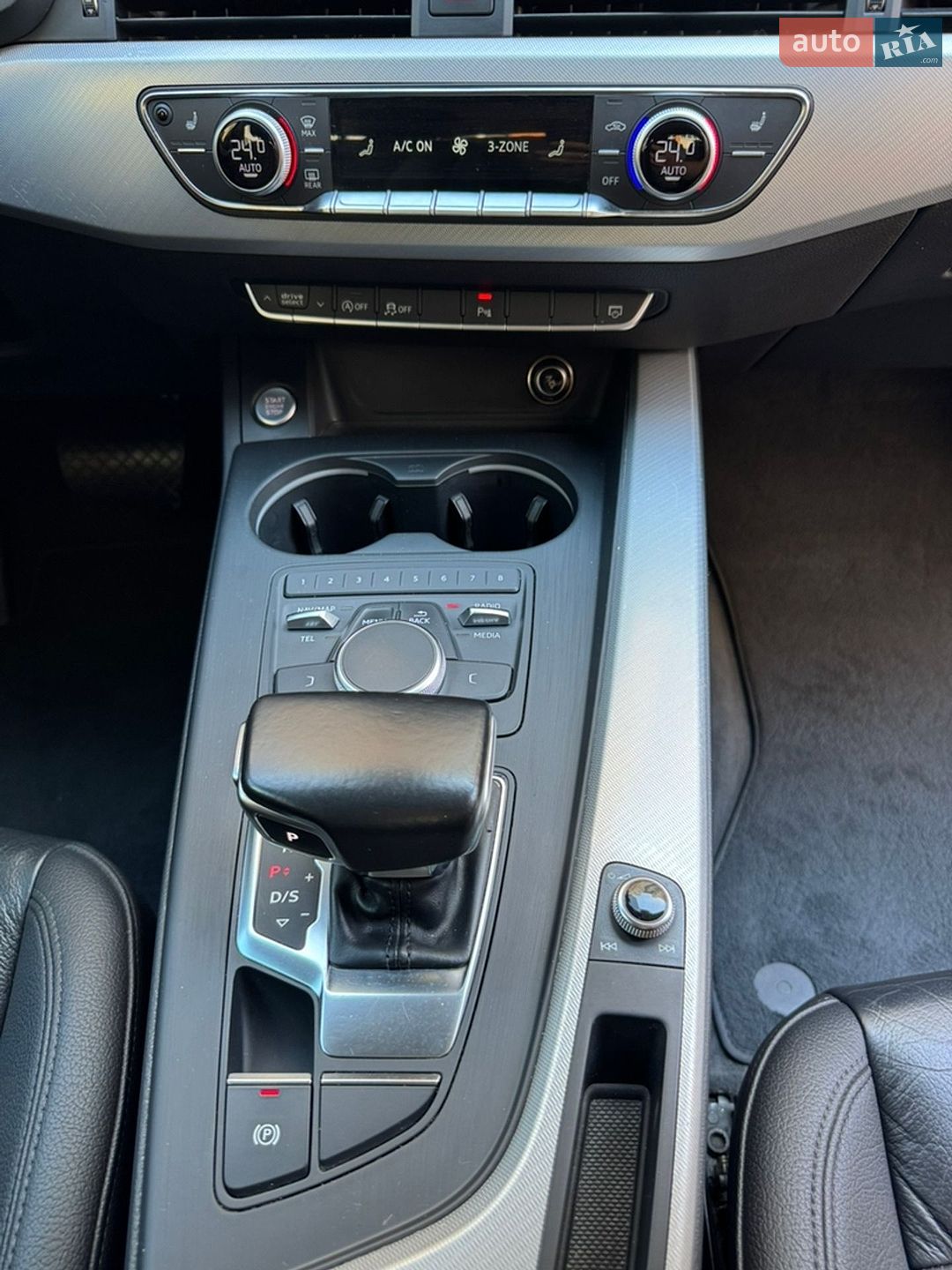 Audi A4 2017 VIN WAUGNAF41HN019281 фото оголошення 18 з 21