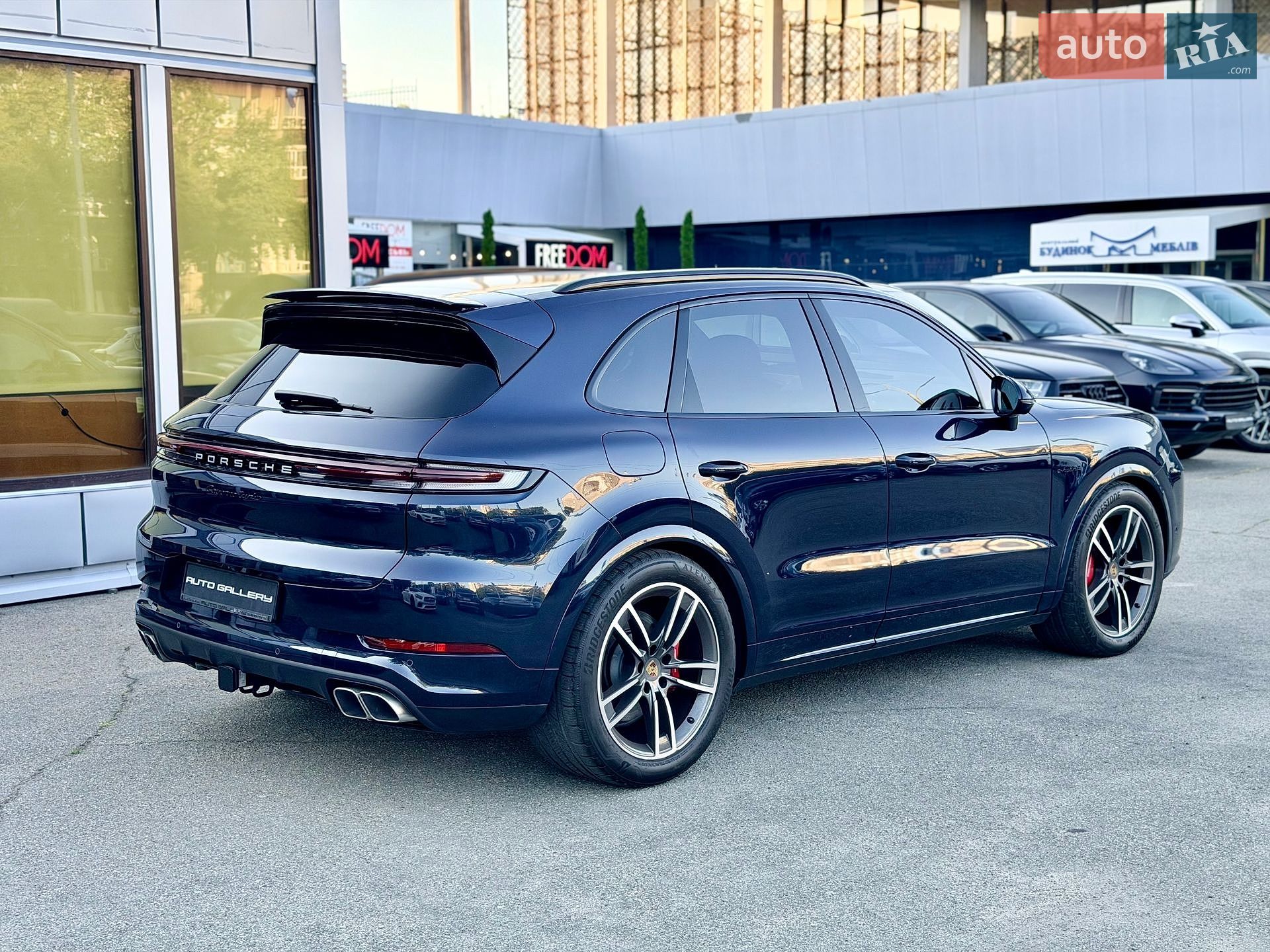 Porsche Cayenne 2024 VIN WP1AM2AY6RDA48230 фото оголошення 8 з 51
