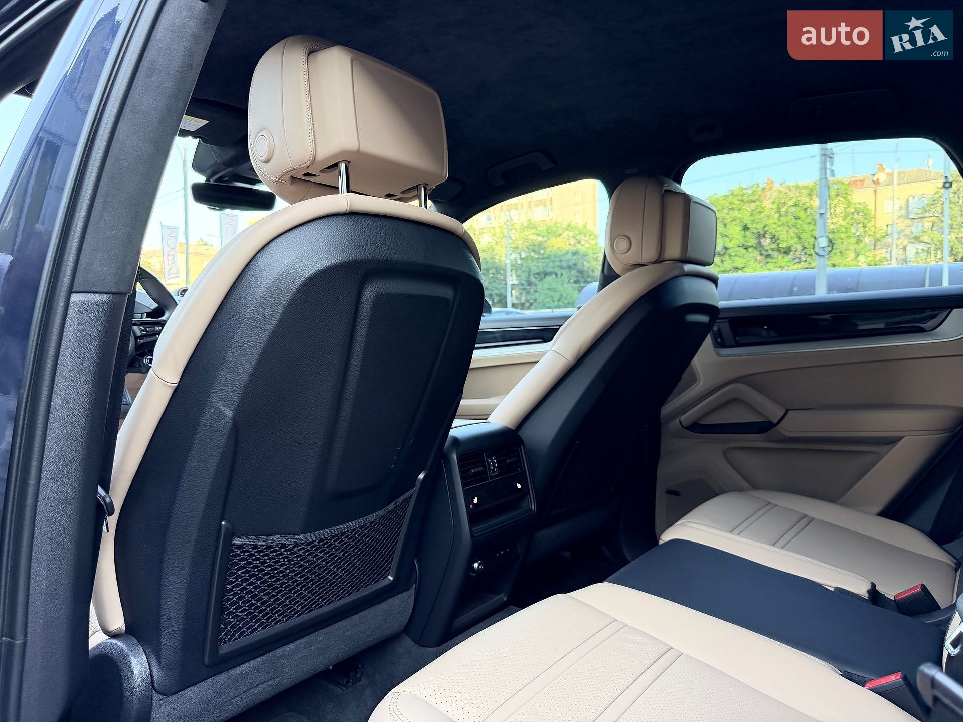 Porsche Cayenne 2024 VIN WP1AM2AY6RDA48230 фото оголошення 35 з 51