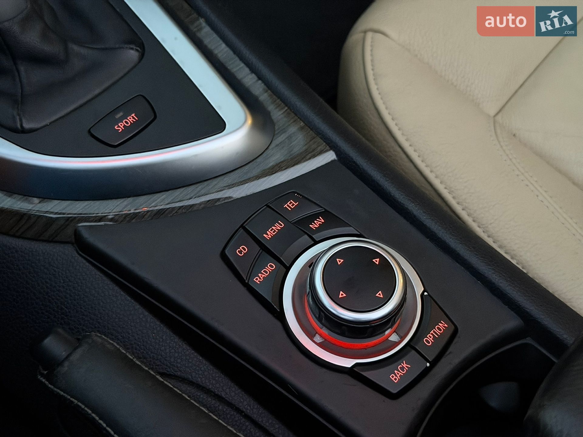 BMW 1 Series 2012 VIN WBAUN7C59CVM26809 фото оголошення 29 з 30