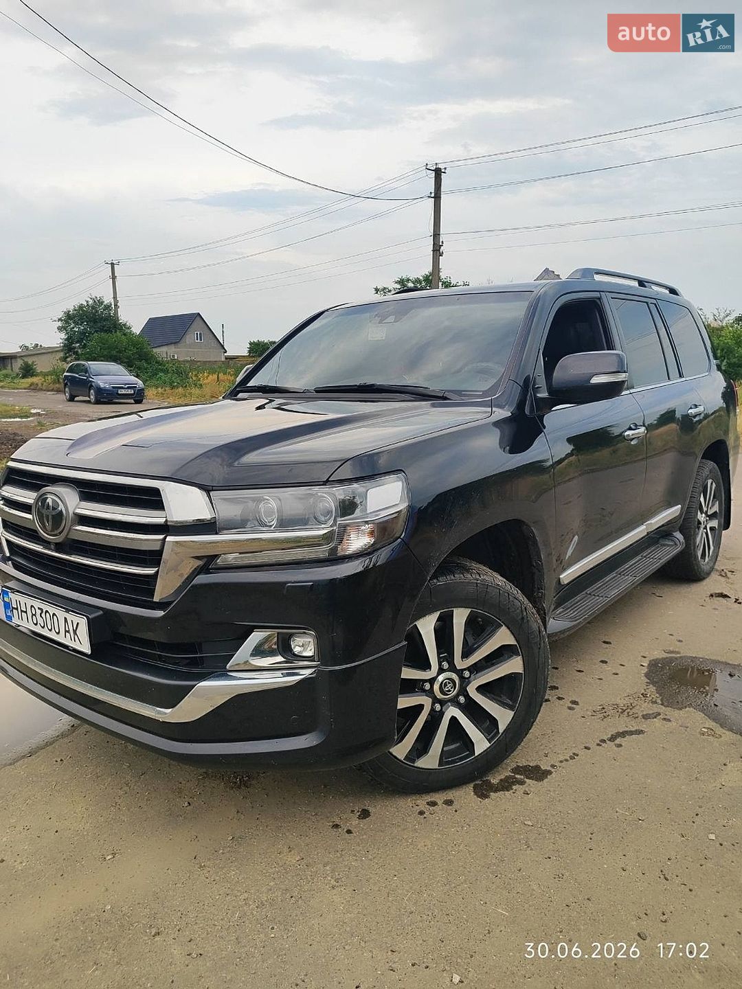 Toyota Land Cruiser 2019 VIN JTMCV02JX04283133 фото оголошення 2 з 8